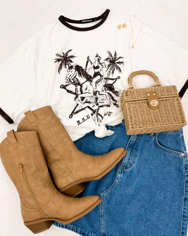 Serving Western Vibes.