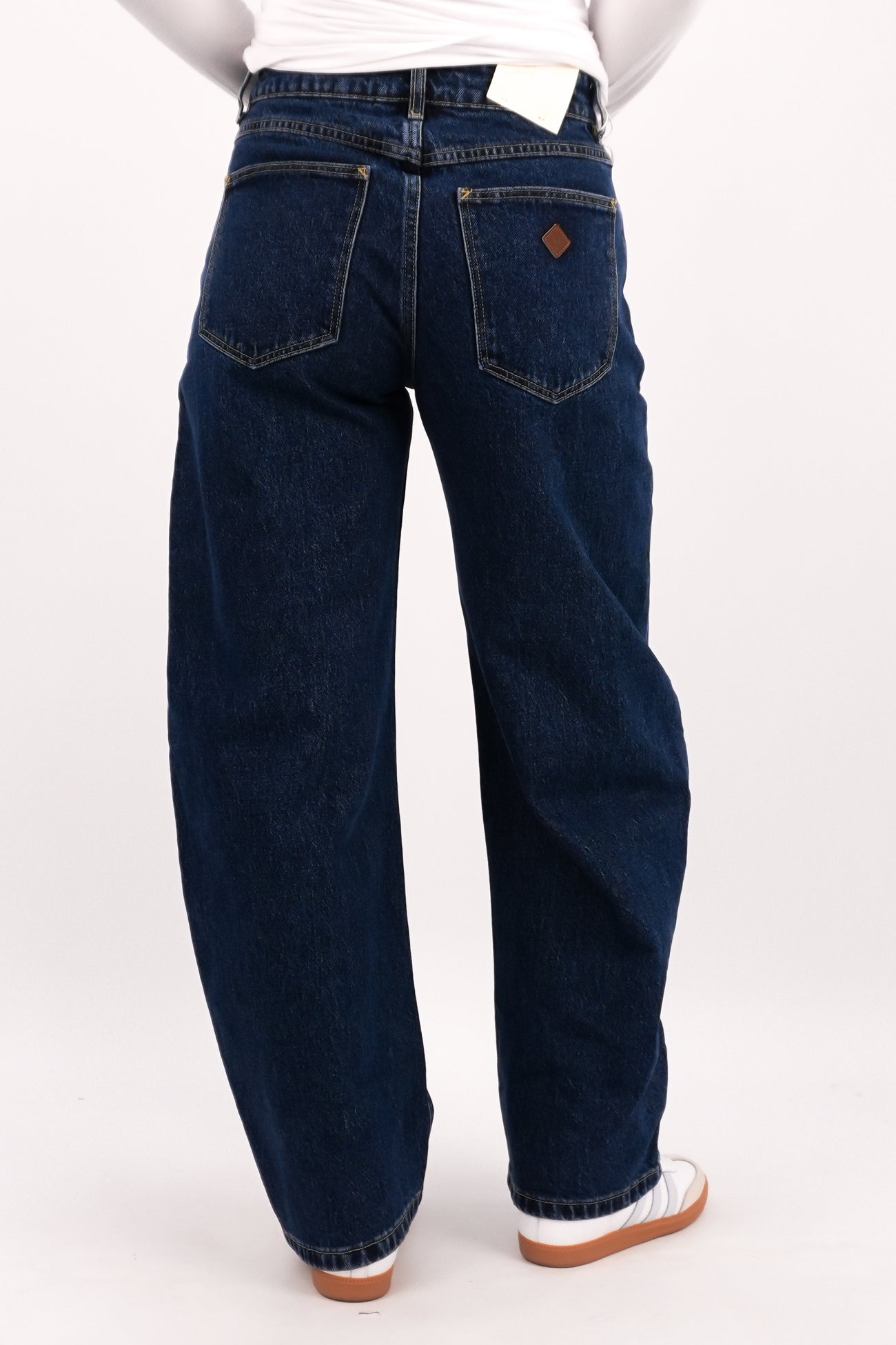 A 95 Barrel Jean Tara