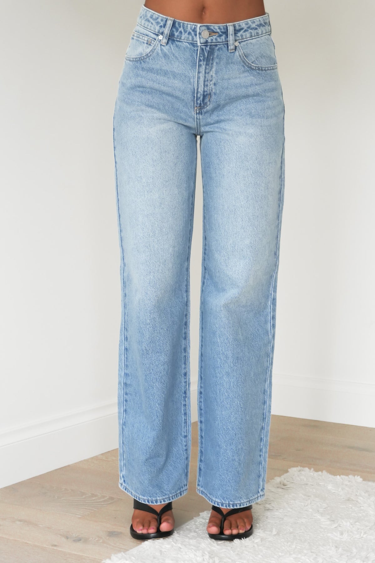 A 95 Mid Baggy Jean Karina