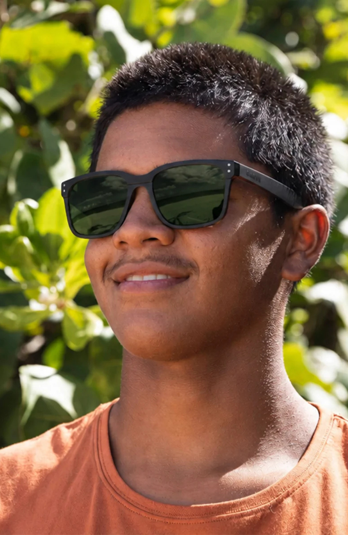 Rivals Gloss Black // Green Polarized Lens