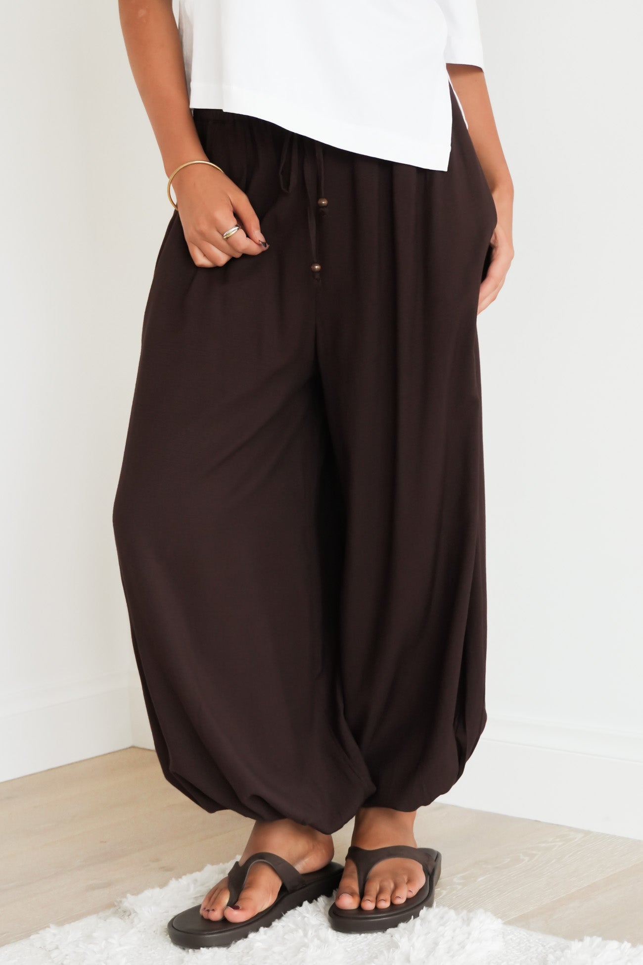 Aila Balloon Pant Chocolate