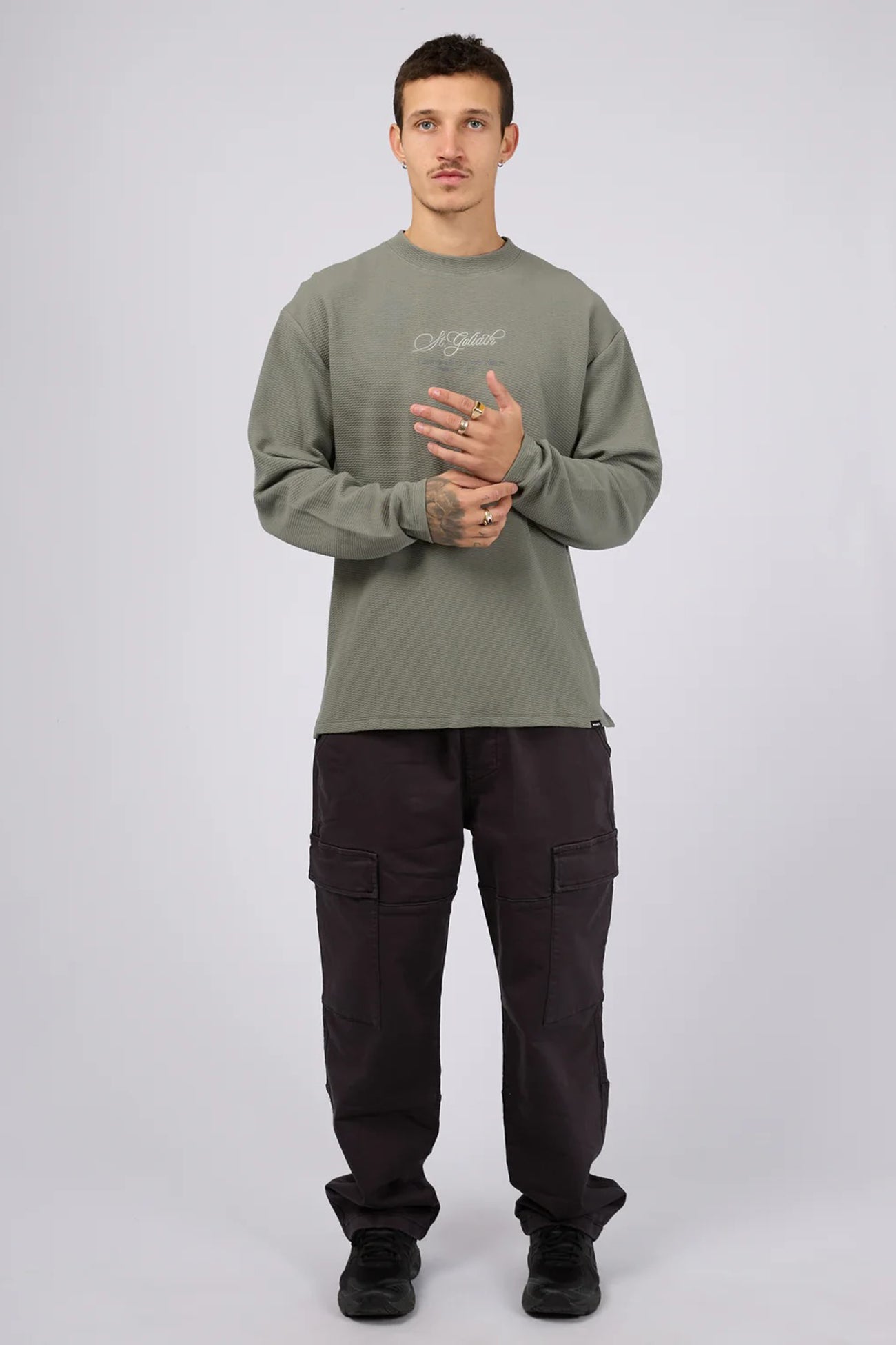 Arching Textured Crew Agave Green f1