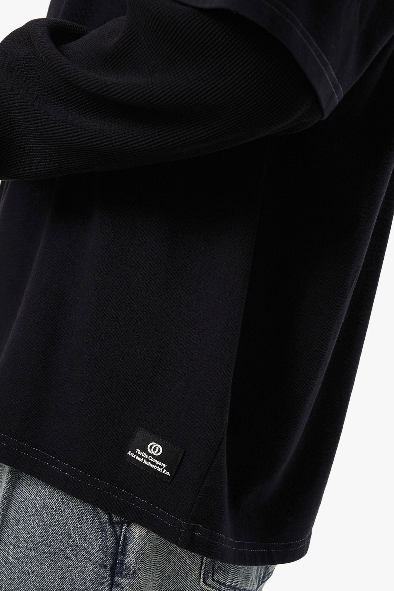 Arts-Industrial-Layer-Box-Fit-Oversize-Long-Sleeve-Tee-Black3jpg