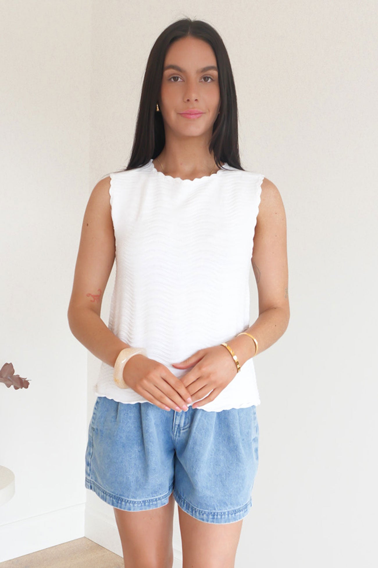 Aviva Tank White Stripe