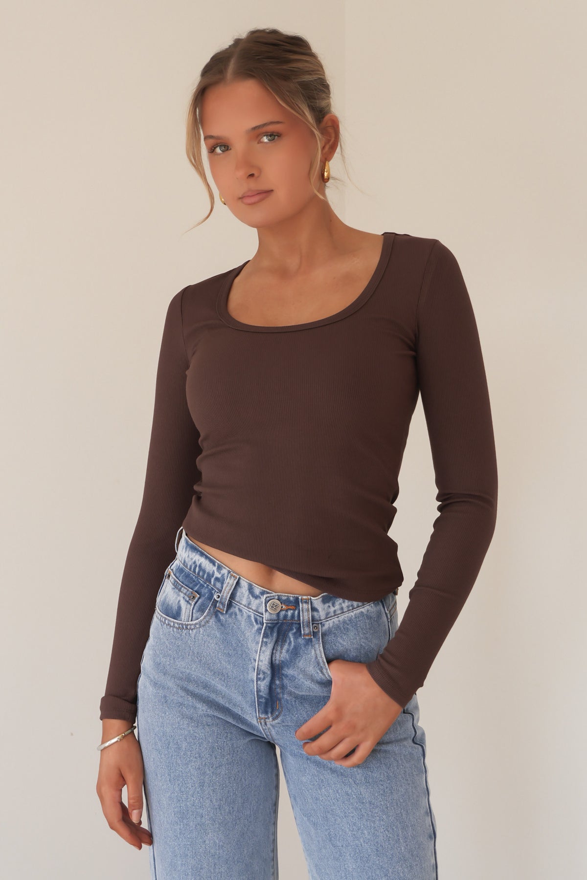 BZ Luxe Rib Long Sleeve Top Chocolate