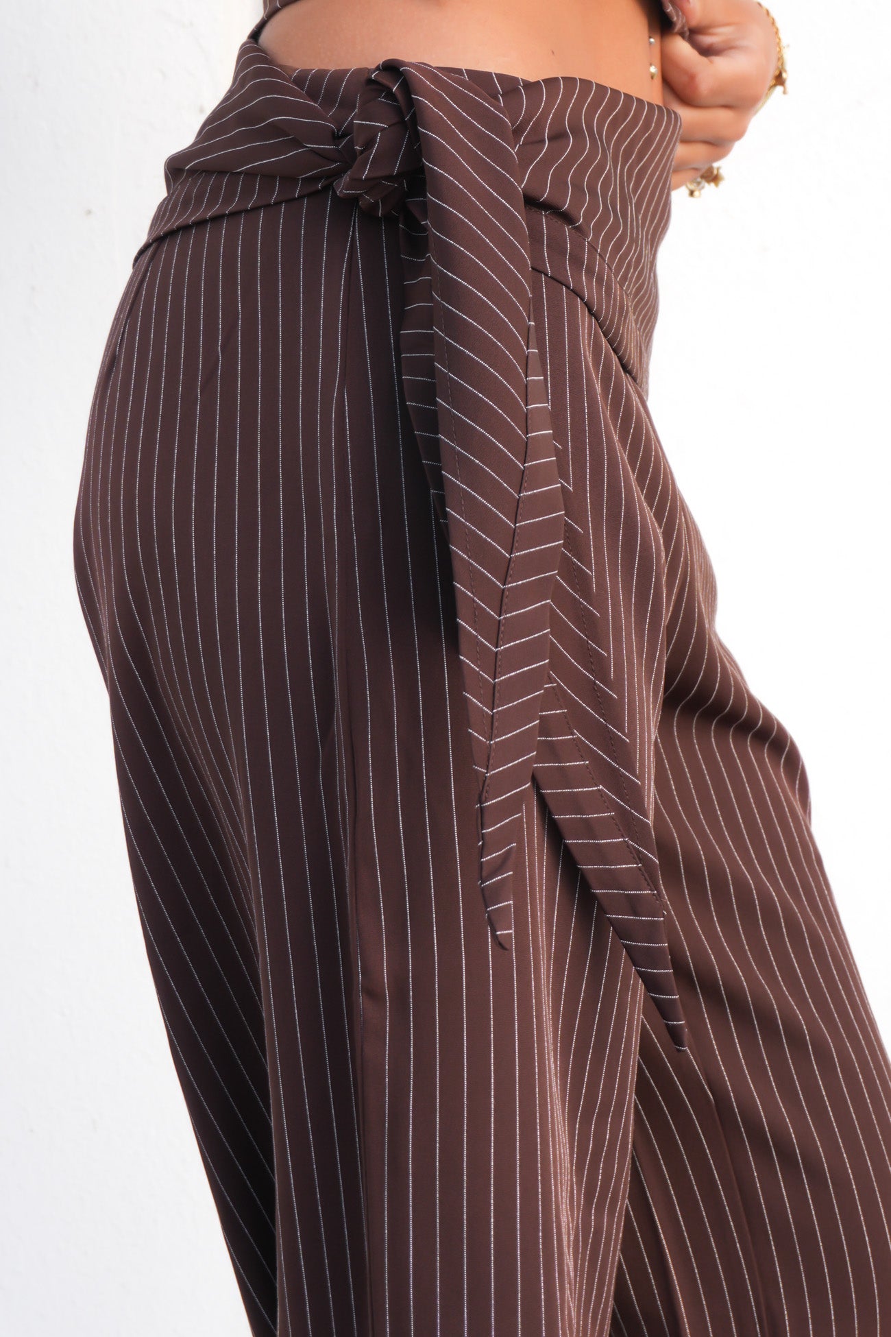 Bobbi Set Chocolate Pinstripe