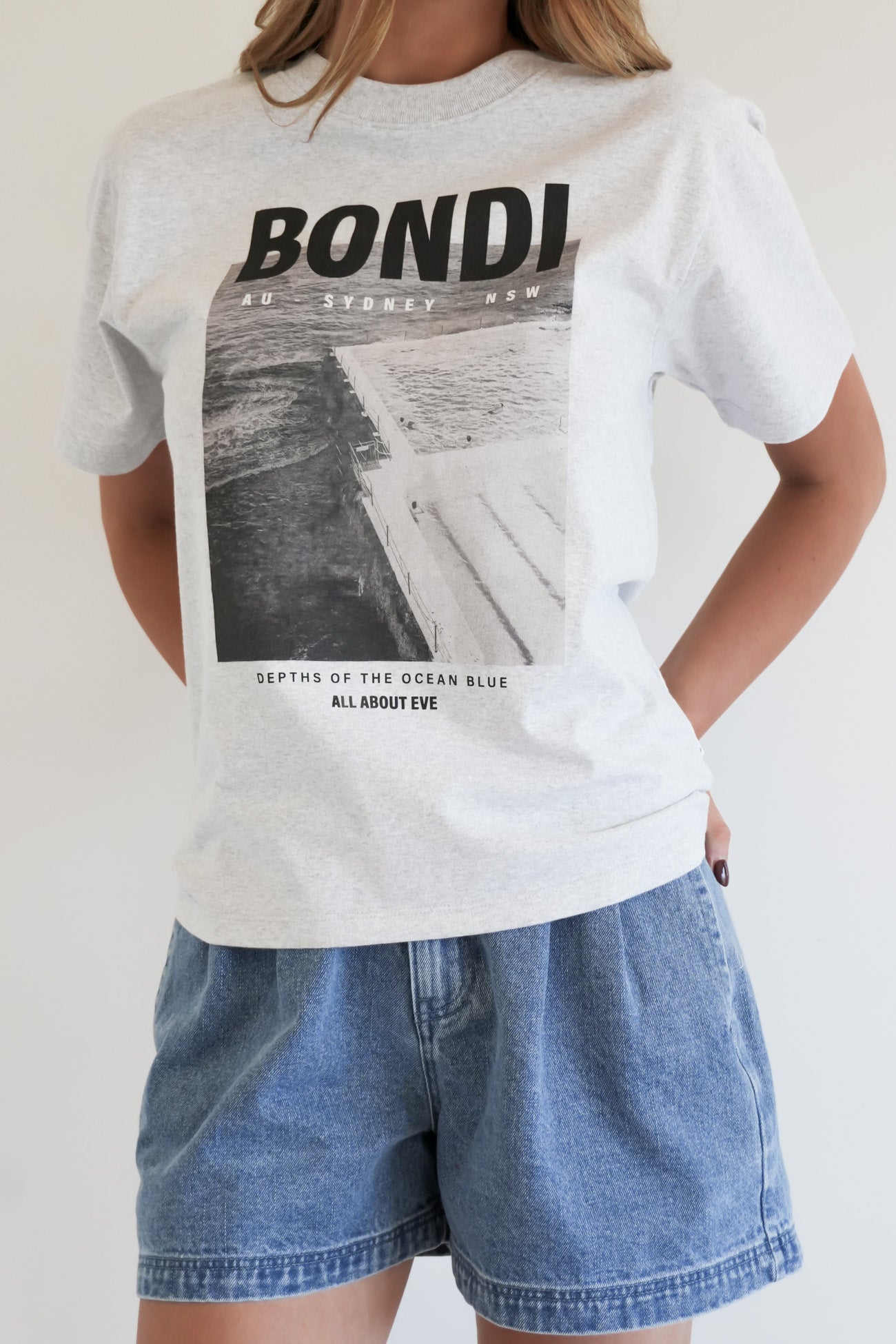 Bondi Box Tee Snow Marle