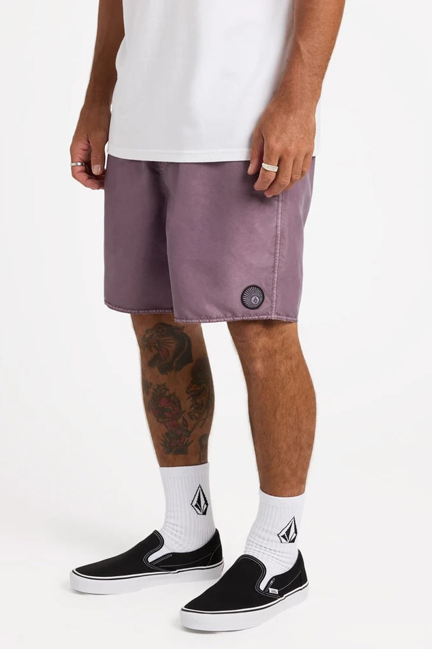 Center Trunk 17 Taro
