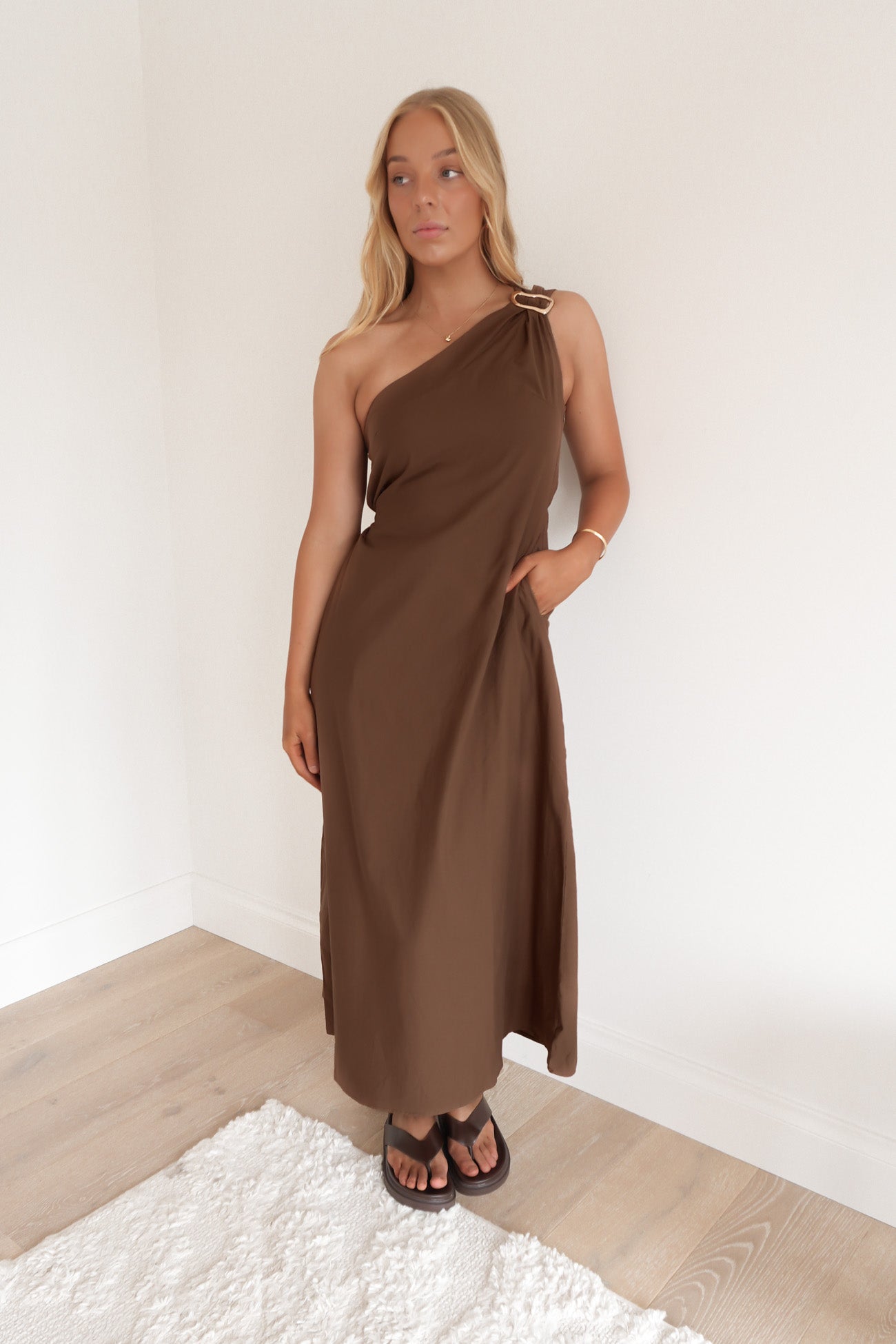 Charpelle Midi Dress Chocolate