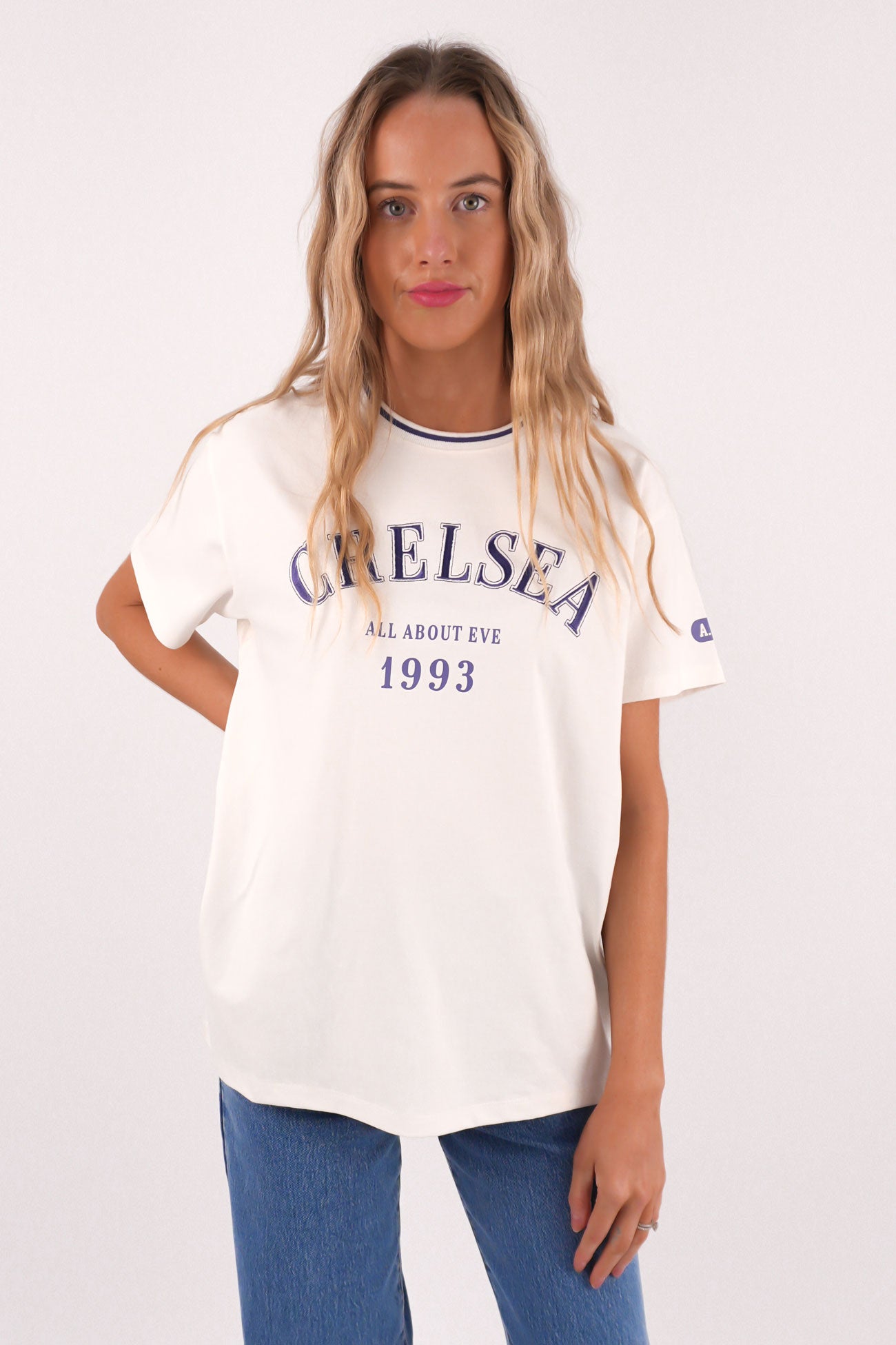 Chelsea Relaxed Tee Vintage White