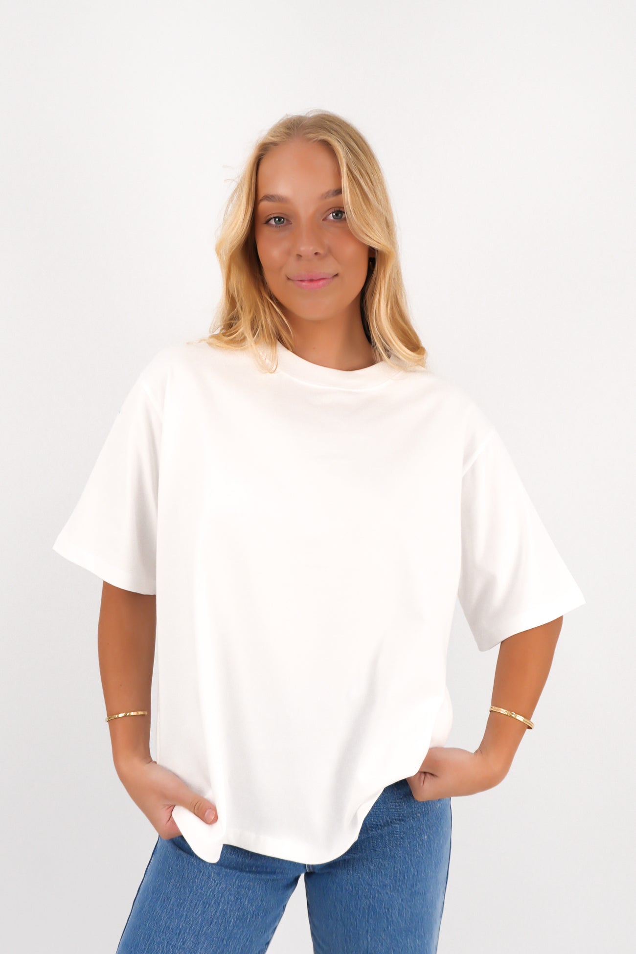 Core Oversized Tee White