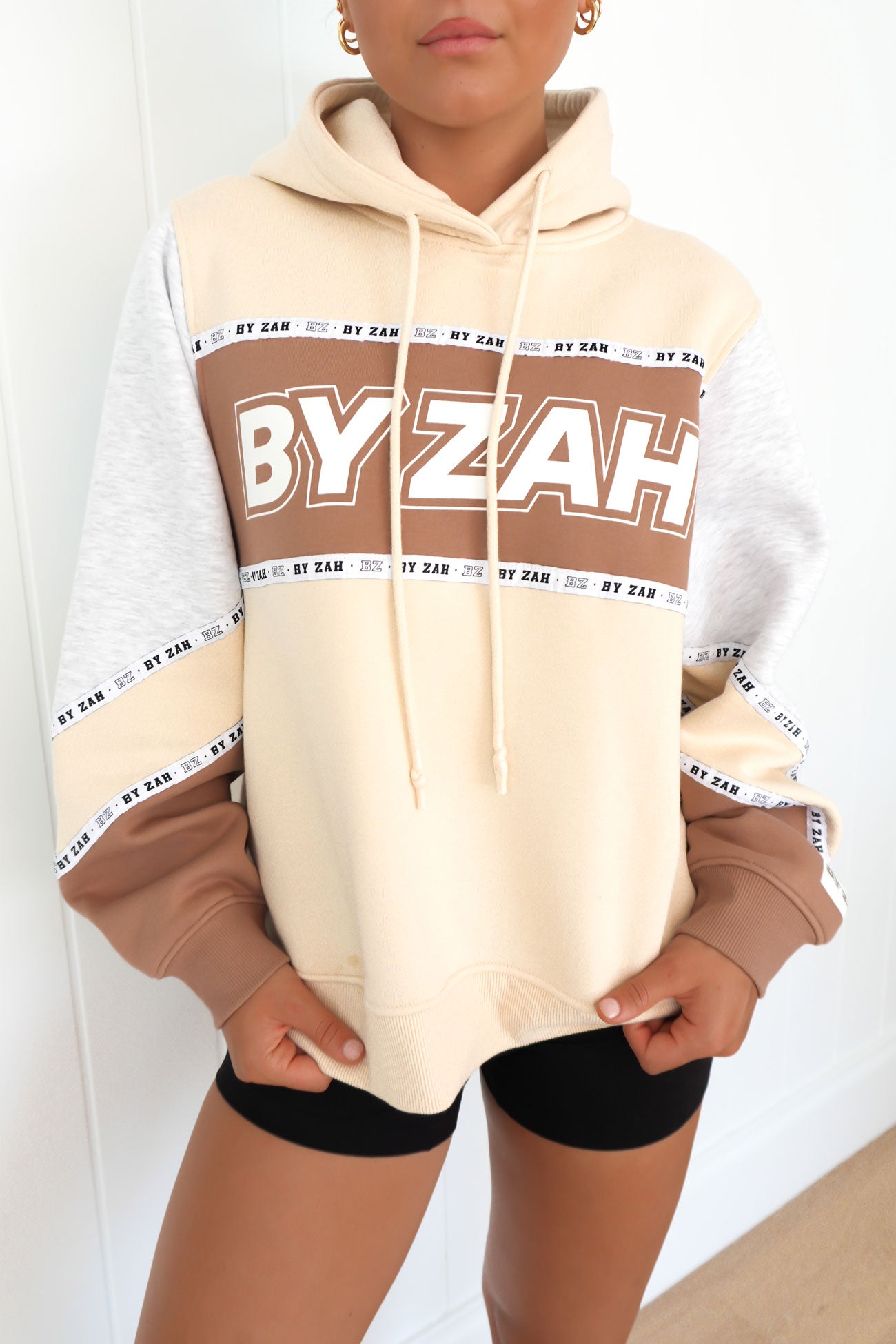 Cove Panel Hoody Beige