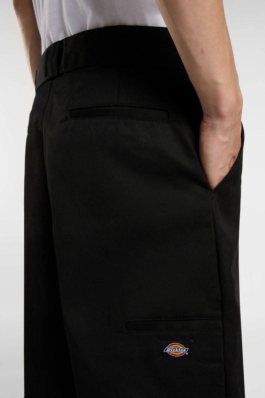 42283 Loose 13" Multi Pocket Short Black