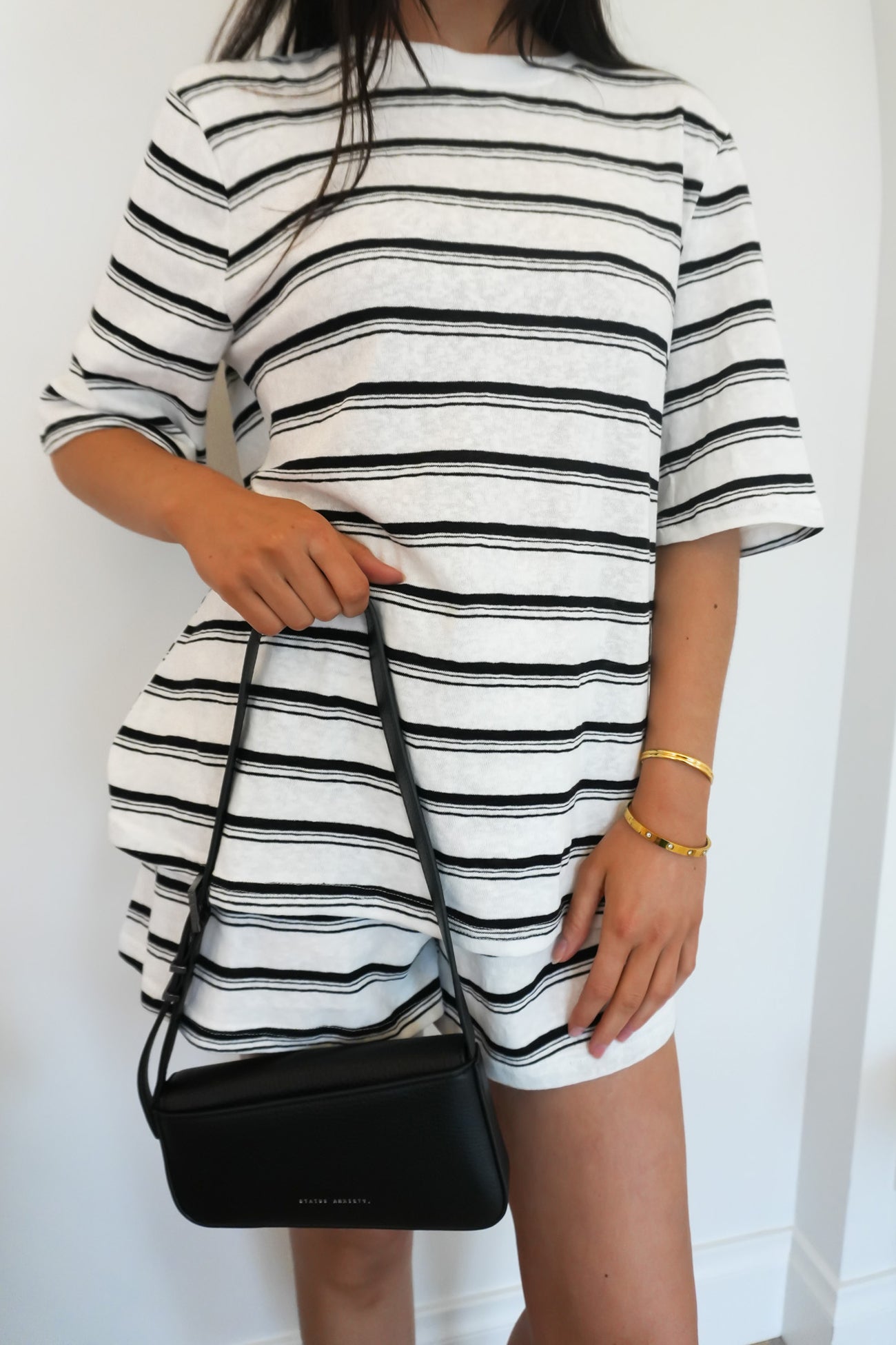 Mahina Tee White Stripe