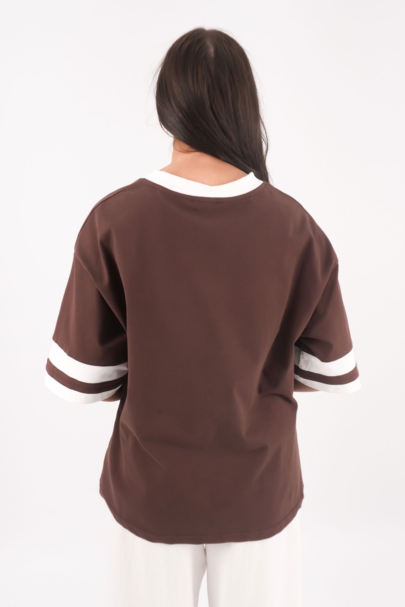 Della Tee Chocolate White