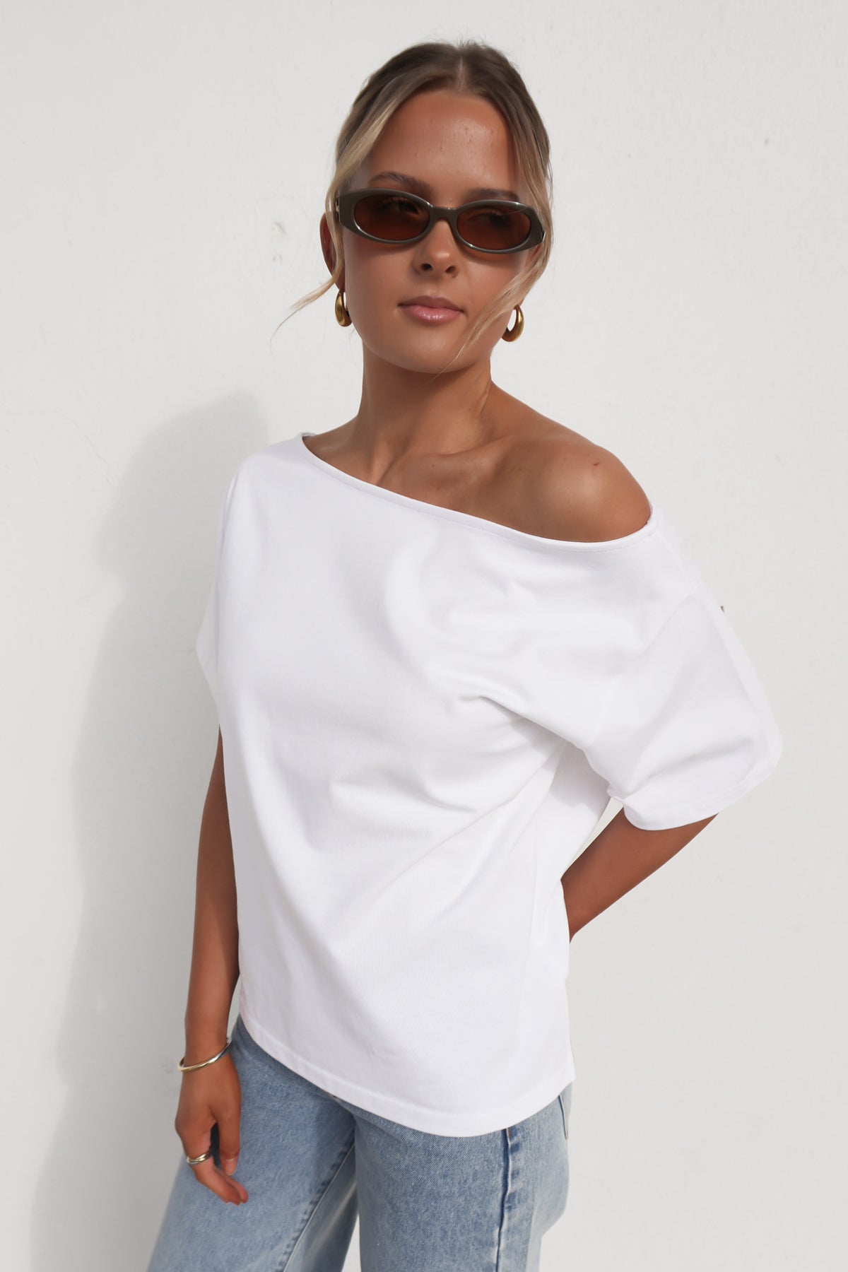 Elle Off Shoulder Tee White