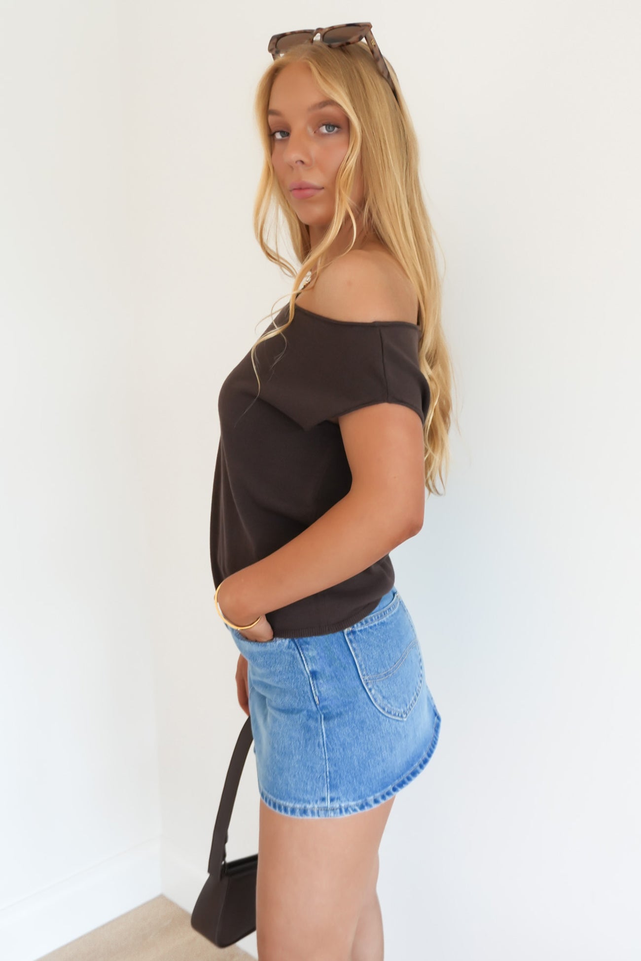 Ellis Off The Shoulder Top Chocolate