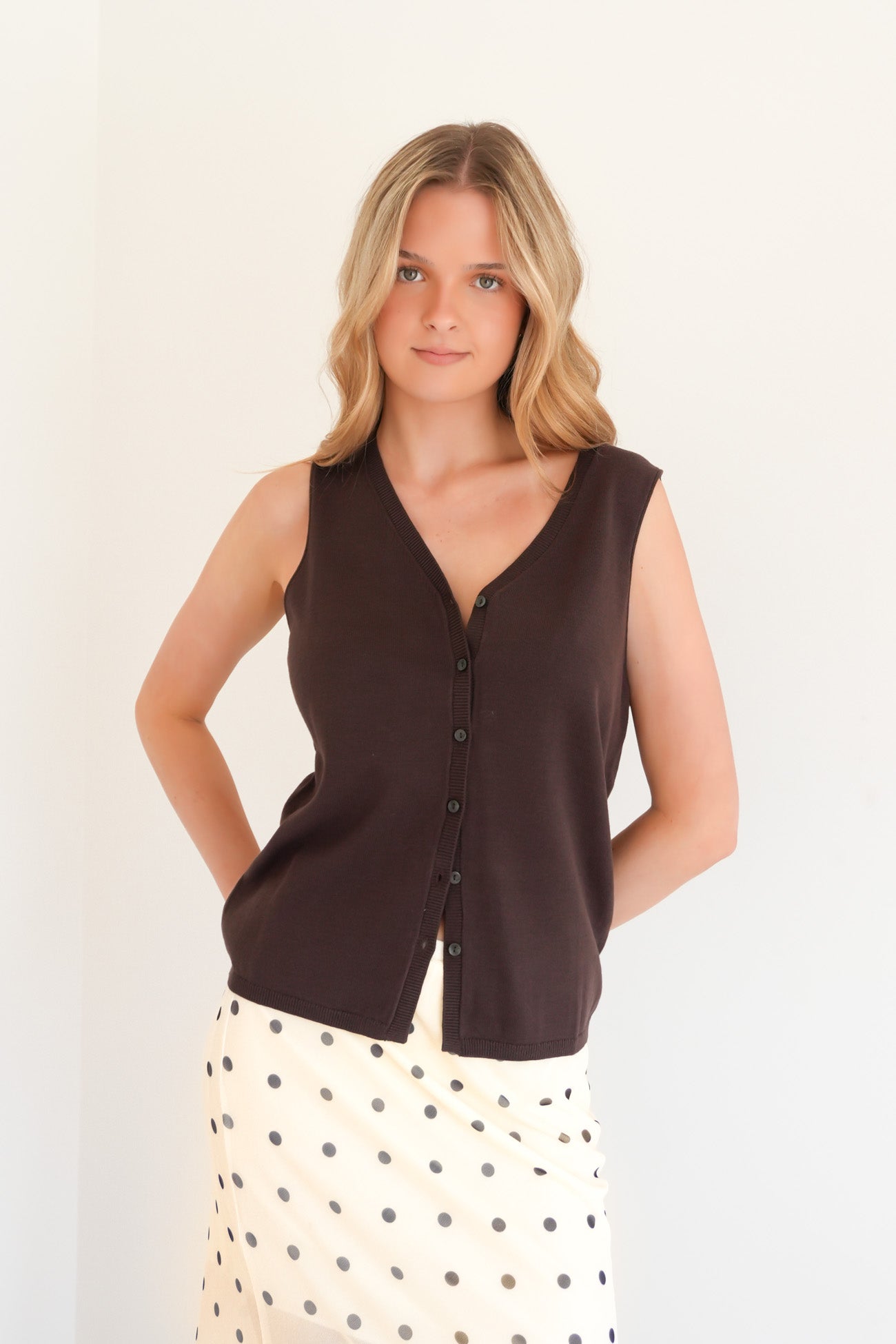 Ellis Vest Top Chocolate