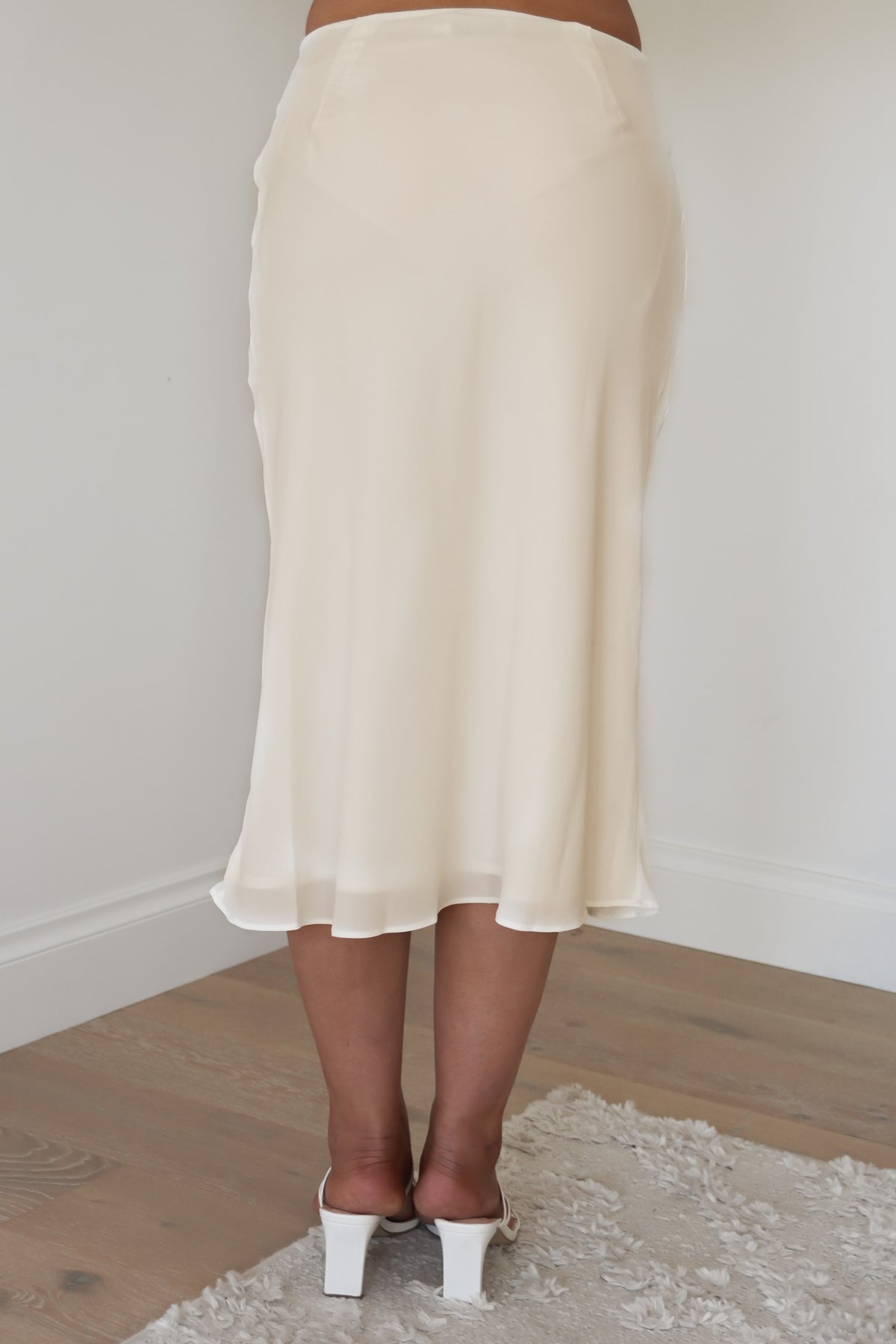 Eryn Set White