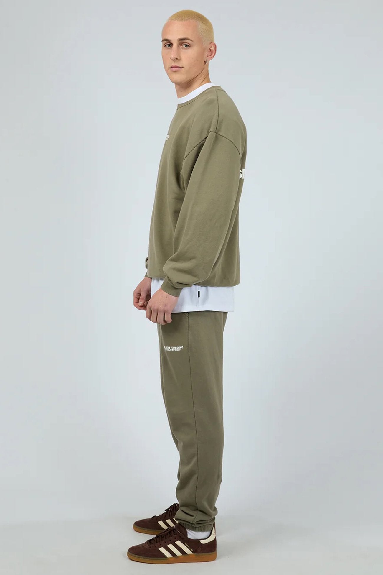 Essential Theory Crew Khaki