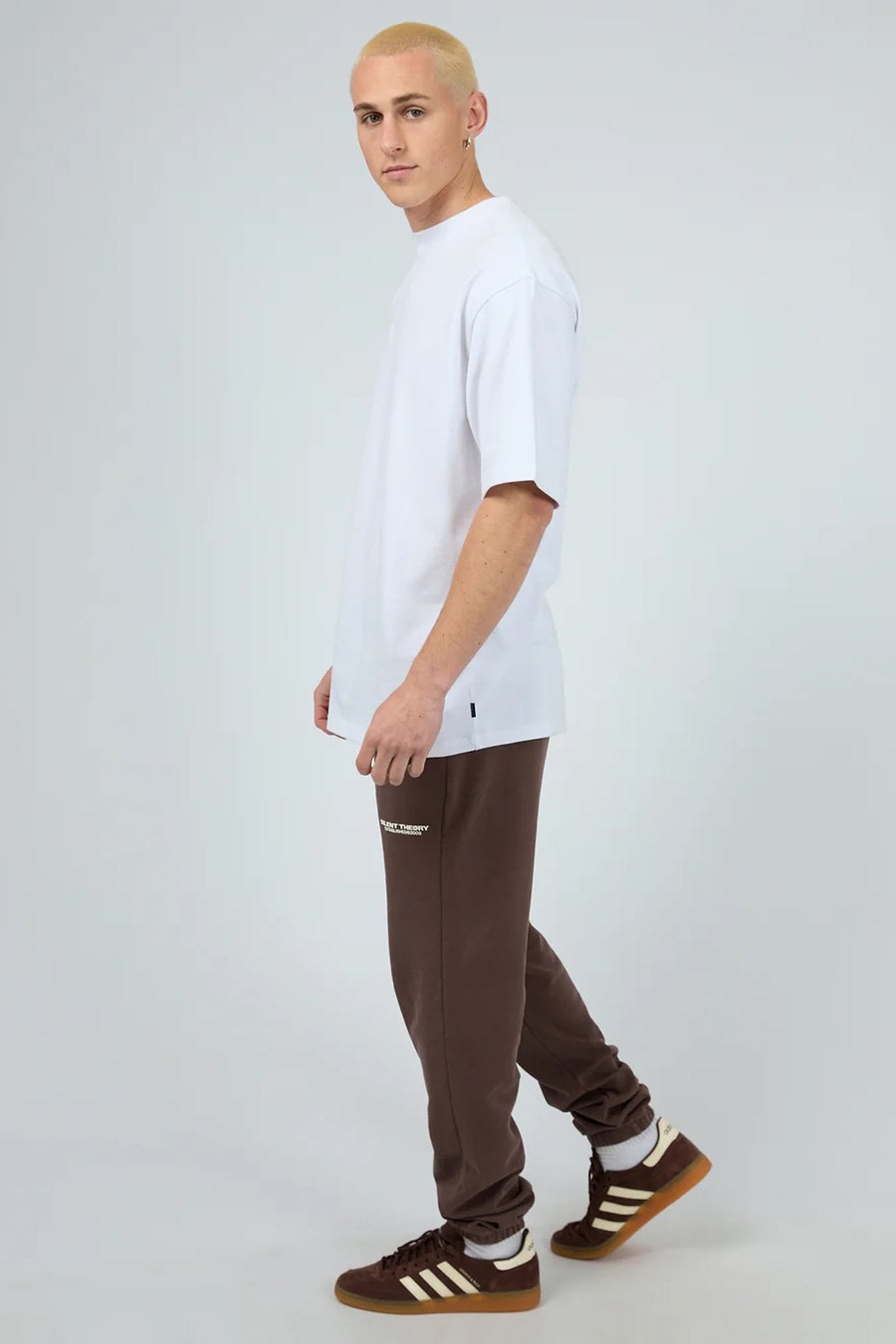 Essential Theory Track Pant Chocolate