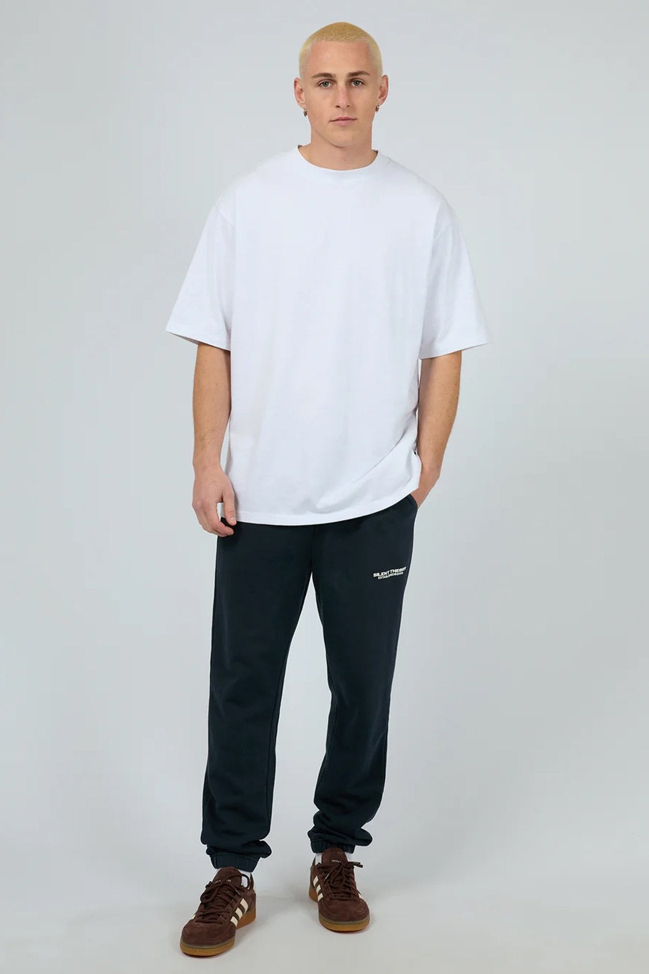 Essential Theory Track Pant Navy