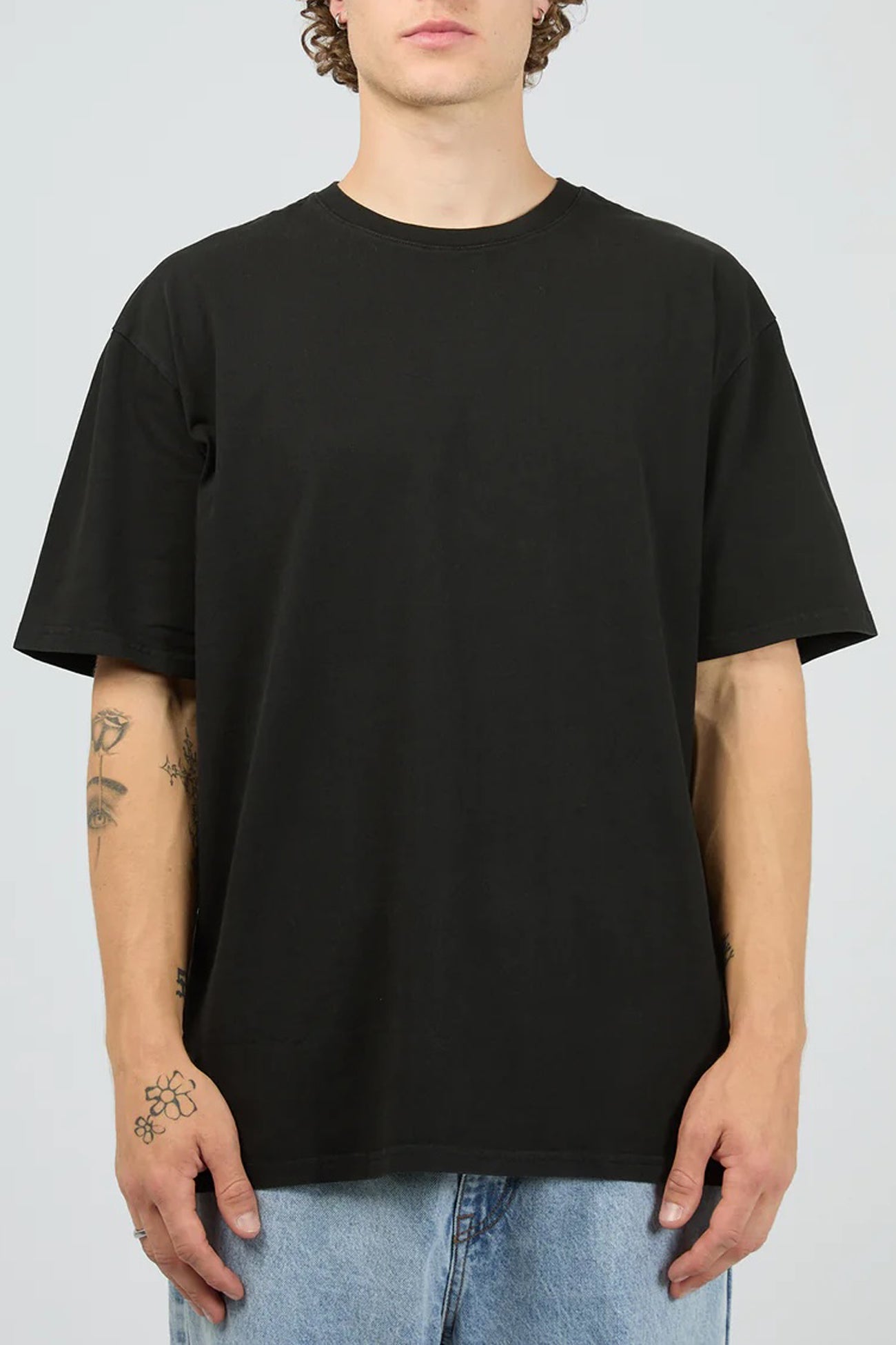 Essential Fit Tee Black