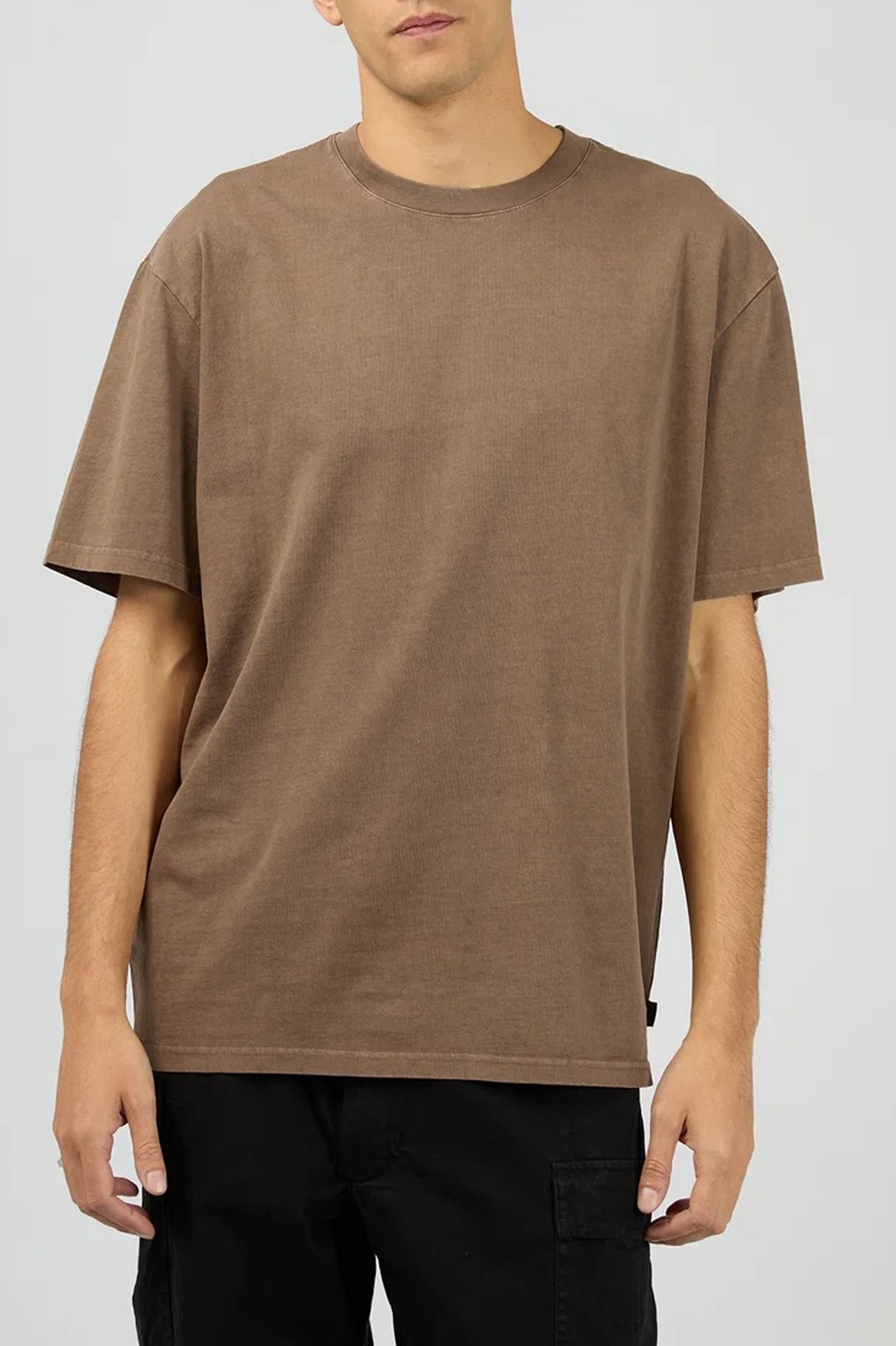 Essential Fit Tee Mocha