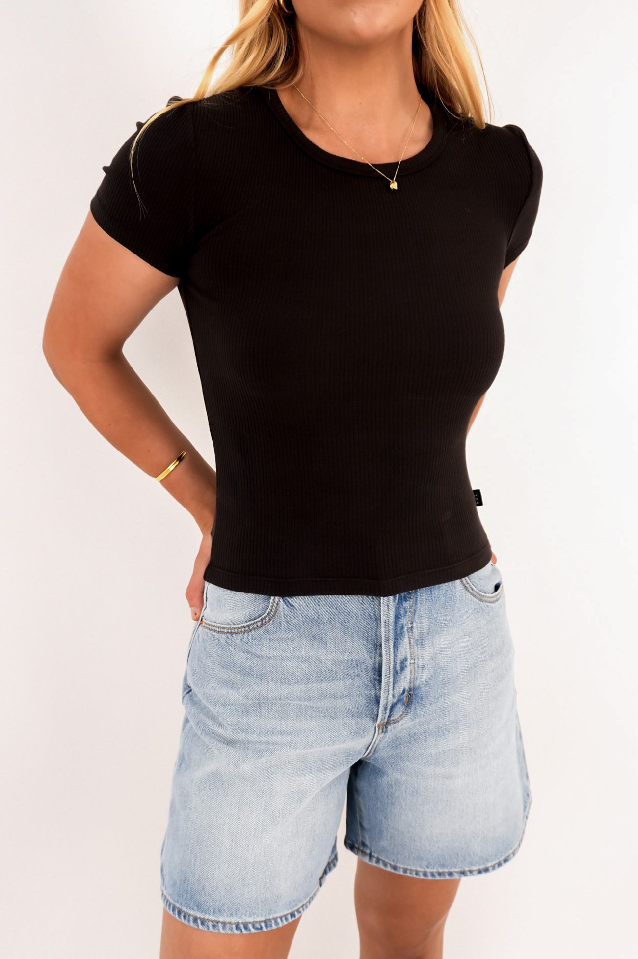 Eve Rib Baby Tee Washed Black