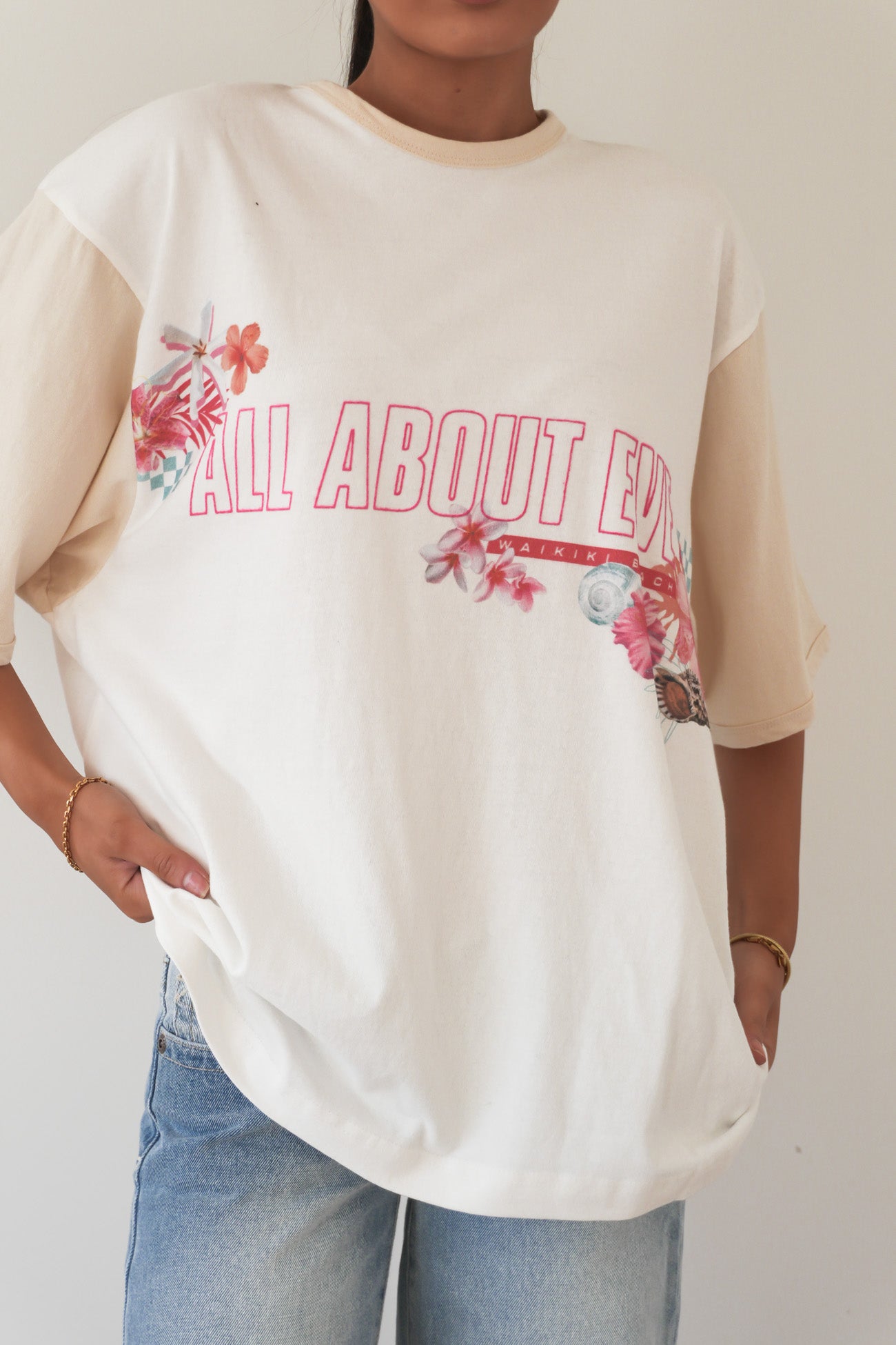 Hawaiian Hibiscus Oversized Tee Vintage White