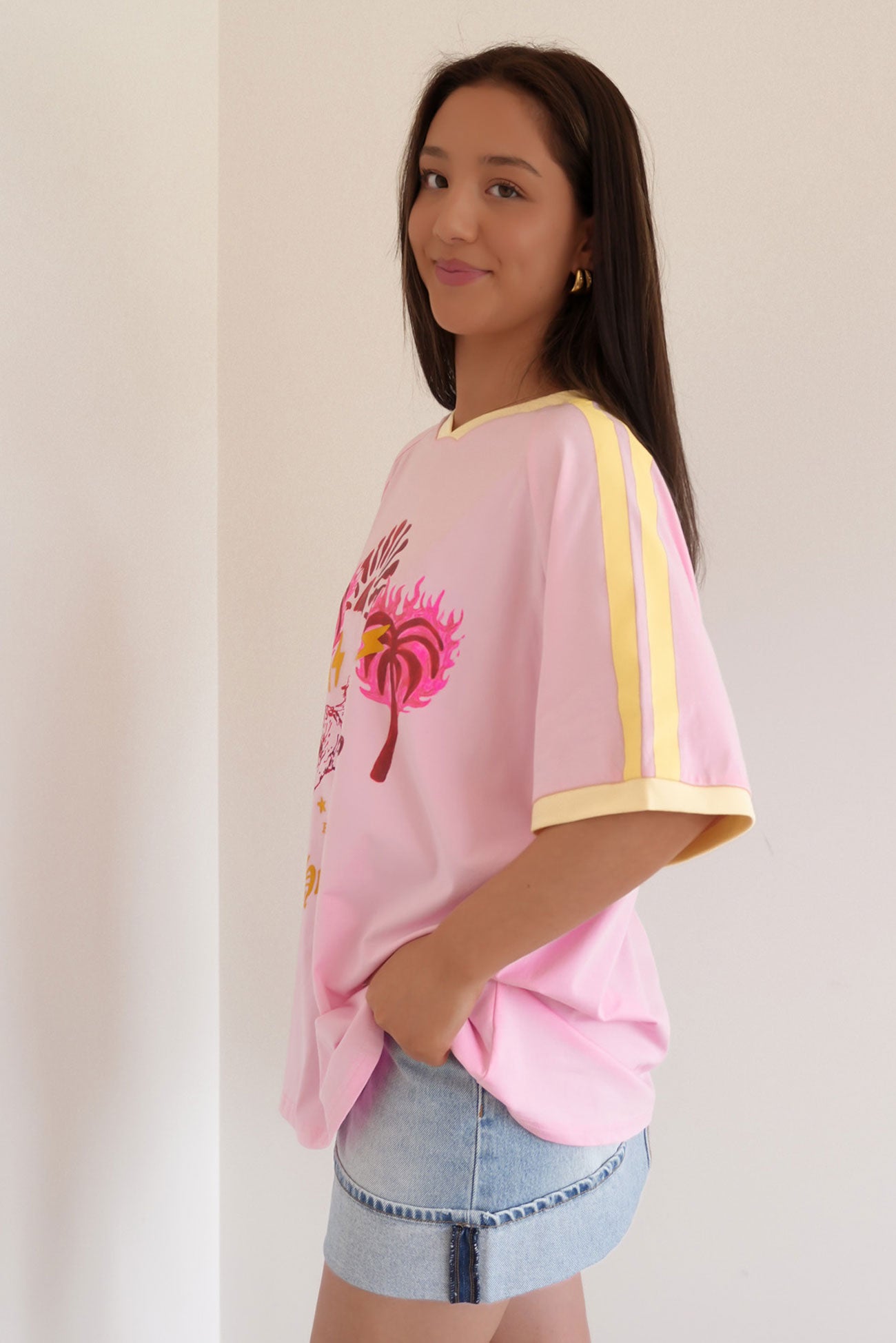 Hell-Cat Tee Pink
