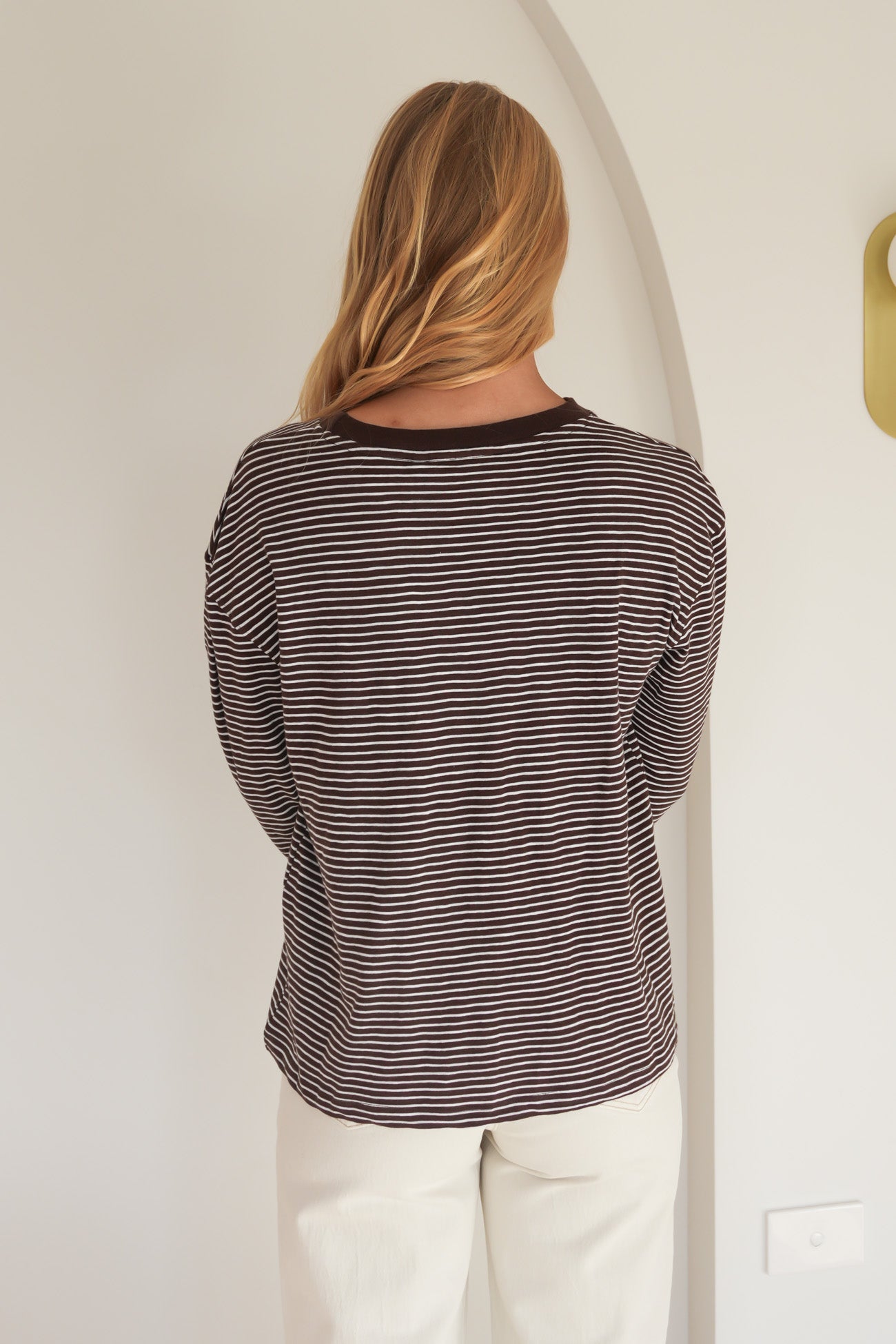 Hutch Long Sleeve Tee Coffee