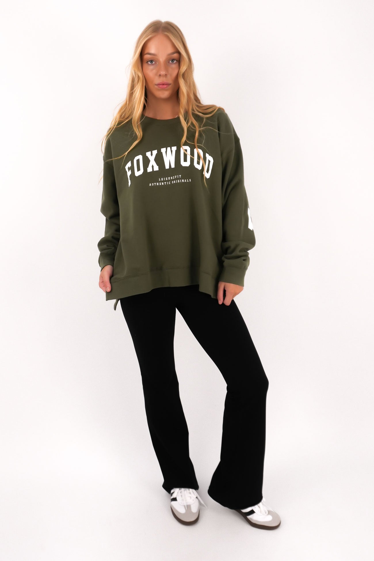 Interval Crew Khaki