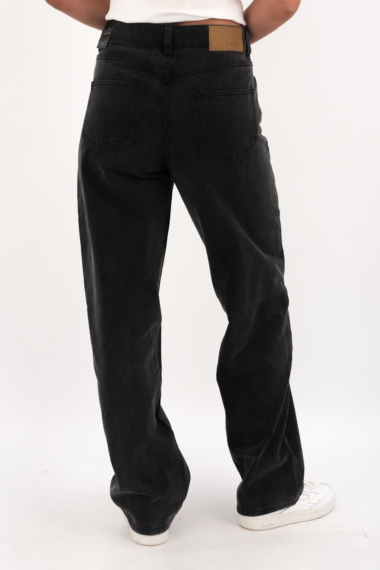 Jade Baggy Jean Washed Black