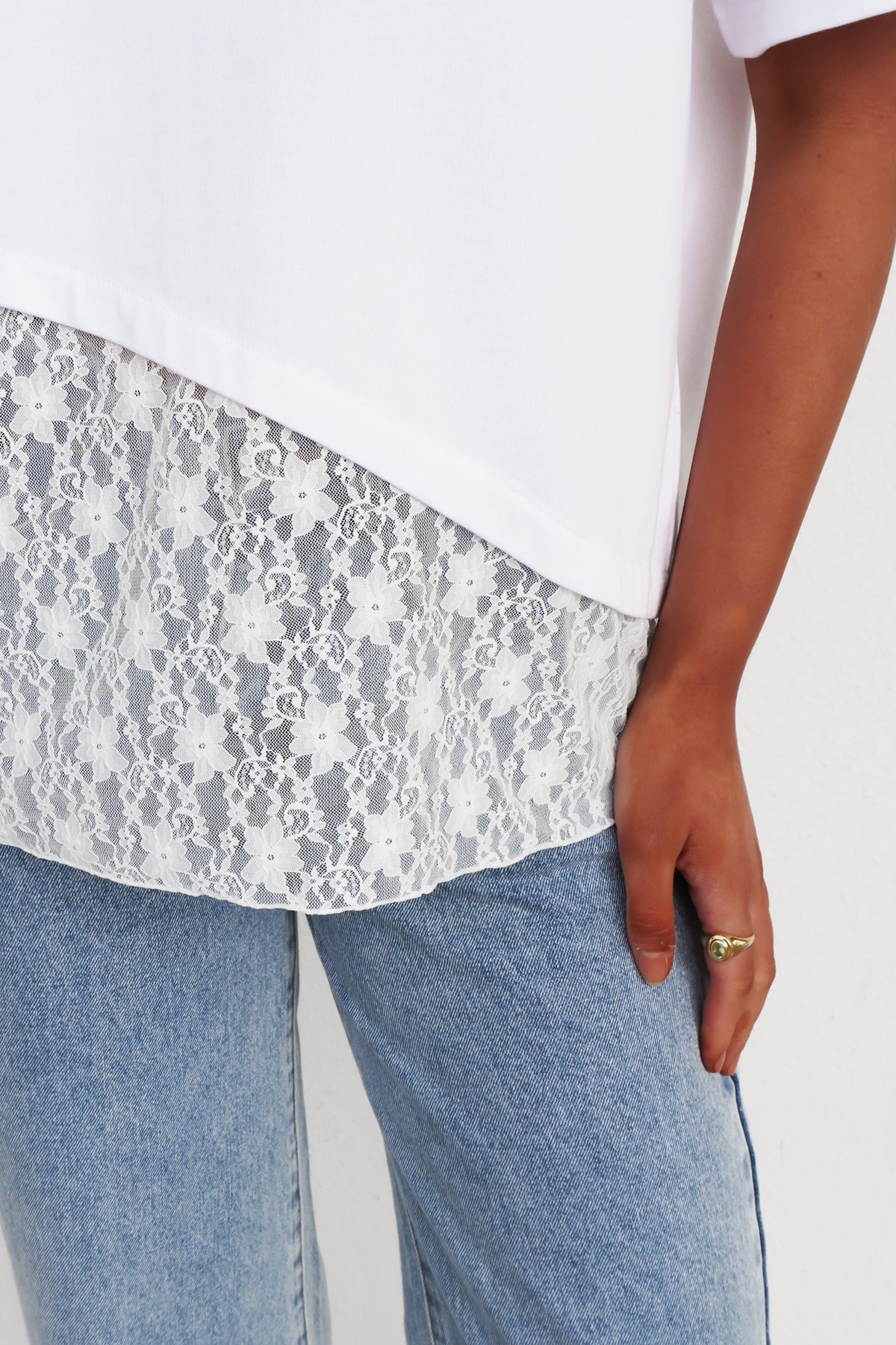 Kamilo Lace Tee White