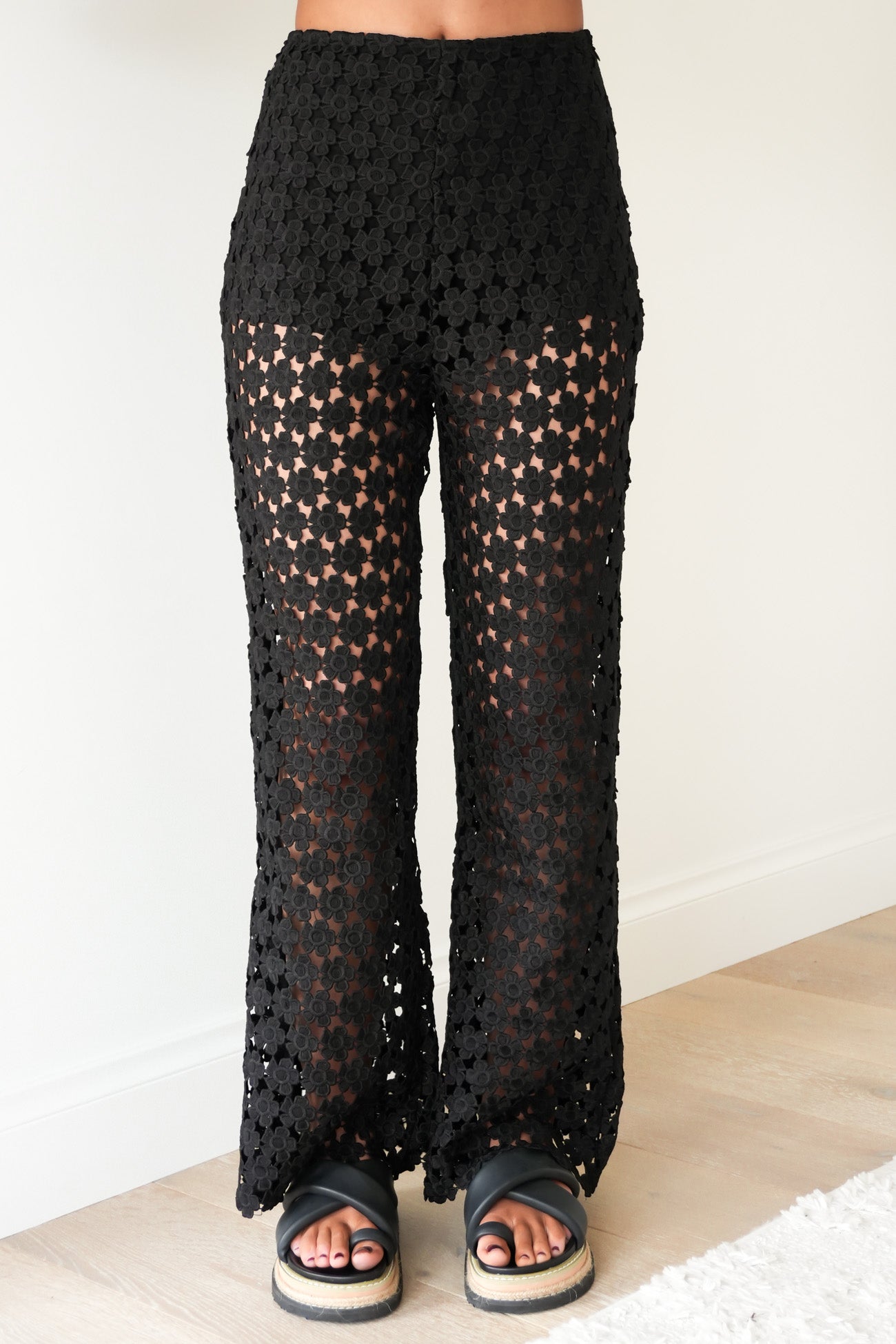Kirsten Floral Lace Set Black