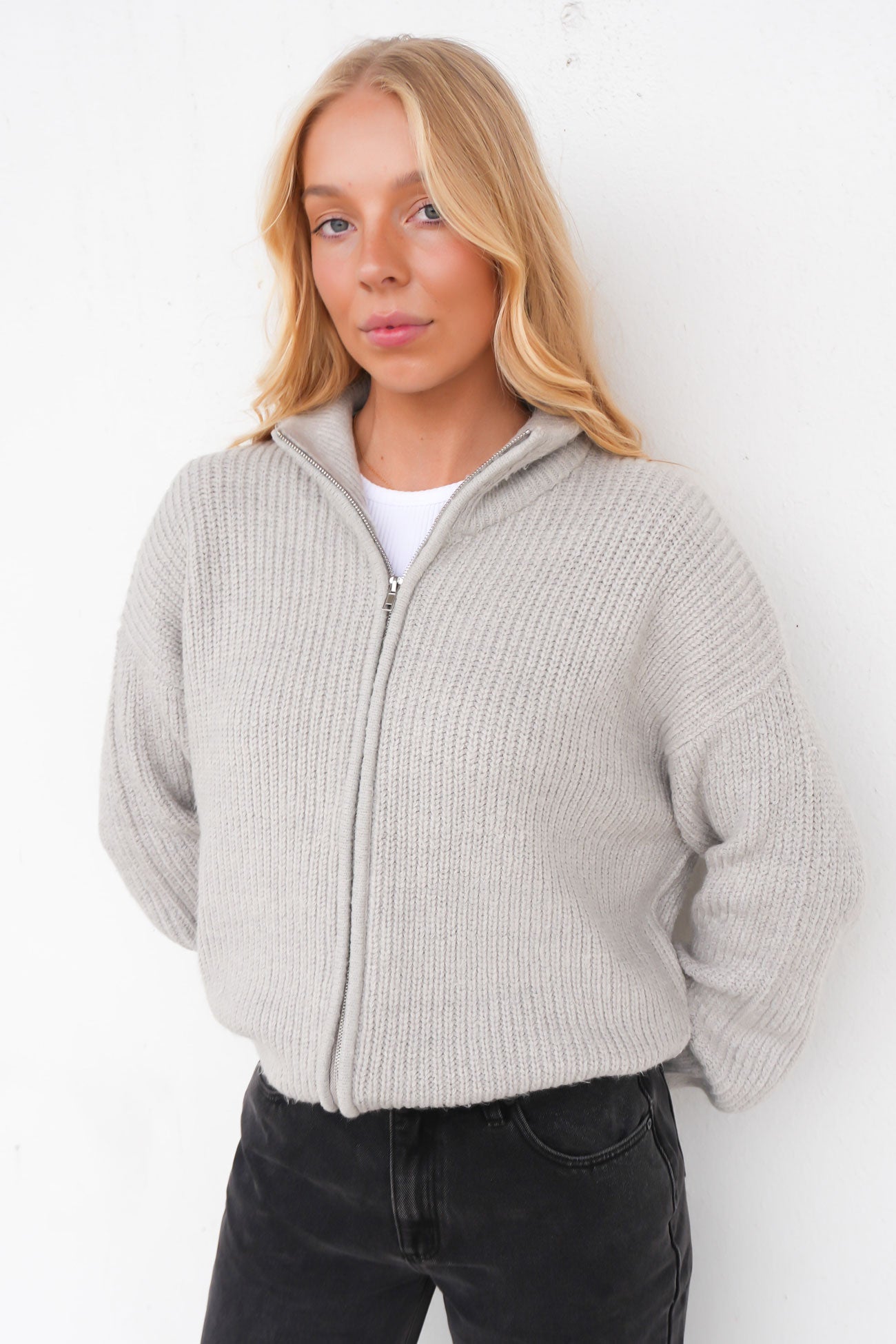Kiya-Knit-Grey-Marle-f99jpg