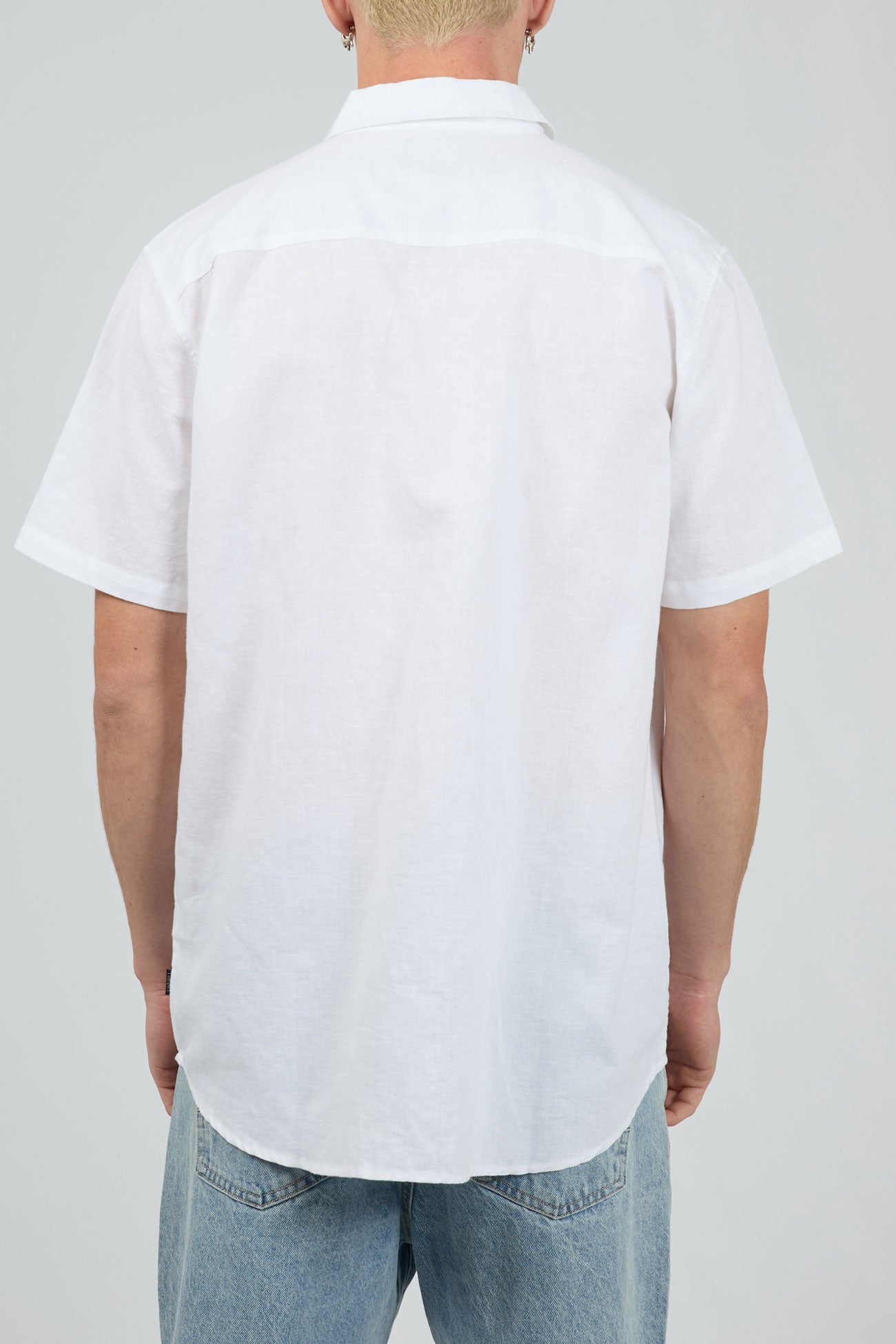 Linen-Short-Sleeve-Shirt-White3