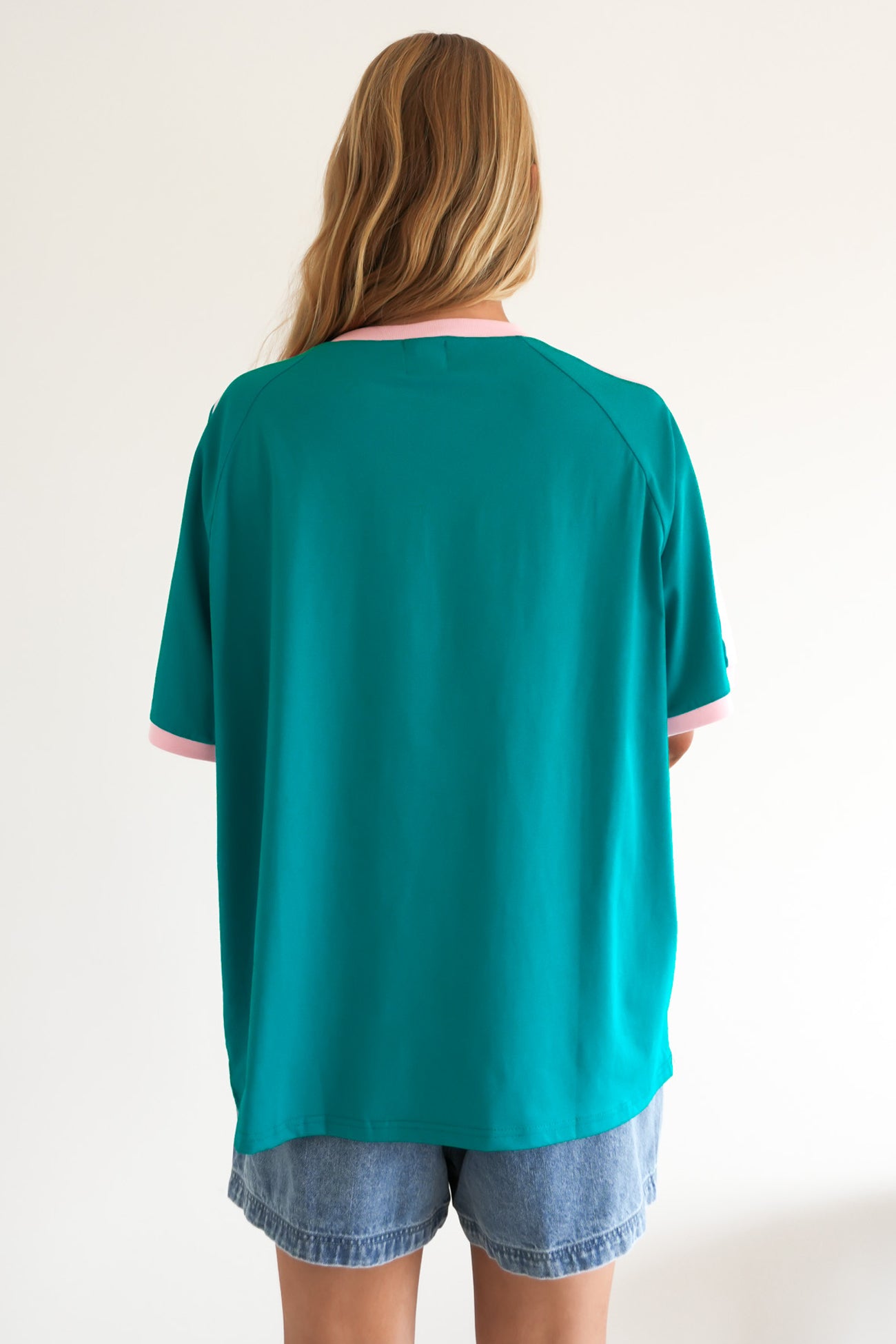 Maeo Tee Green