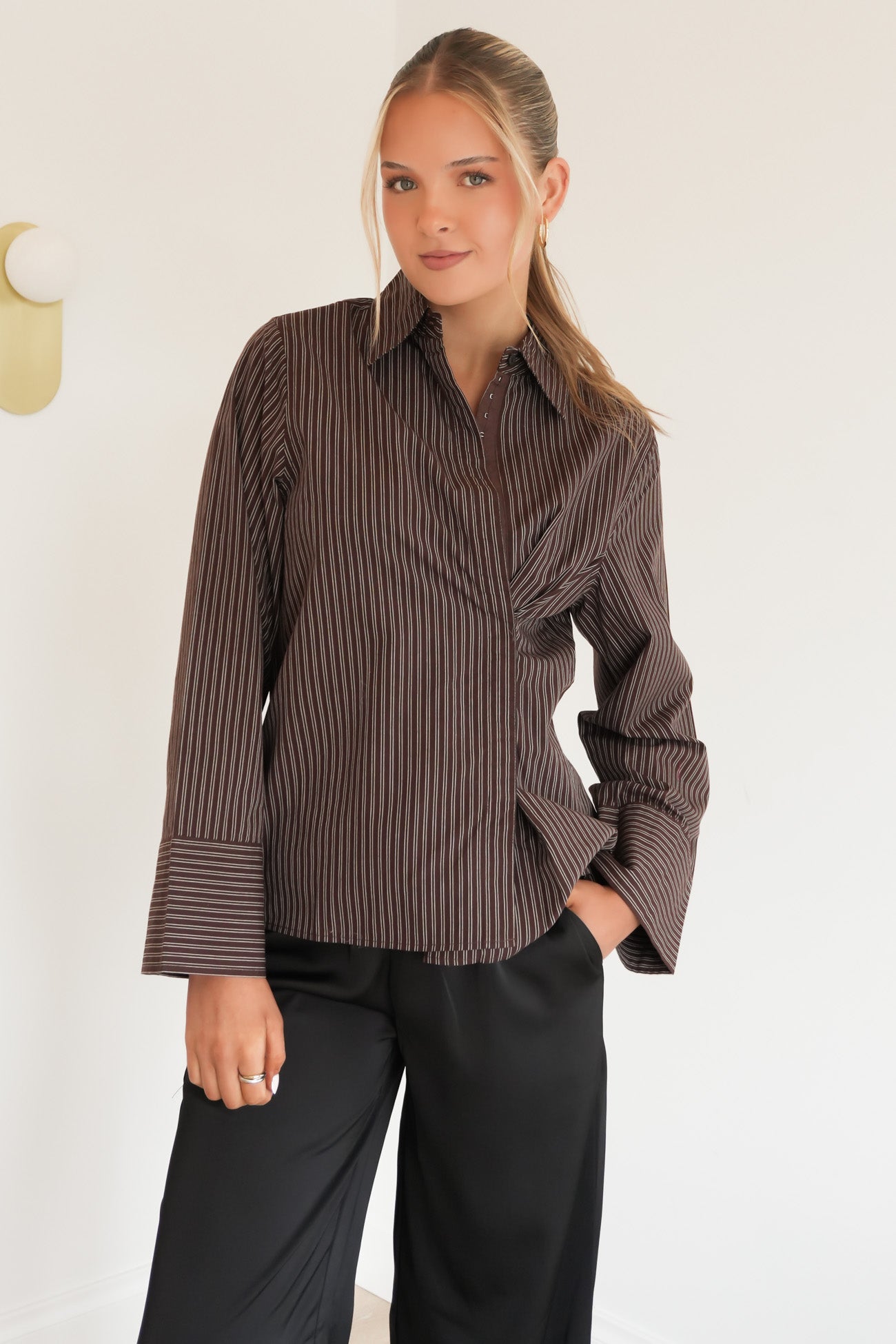 Mara Shirt Chocolate