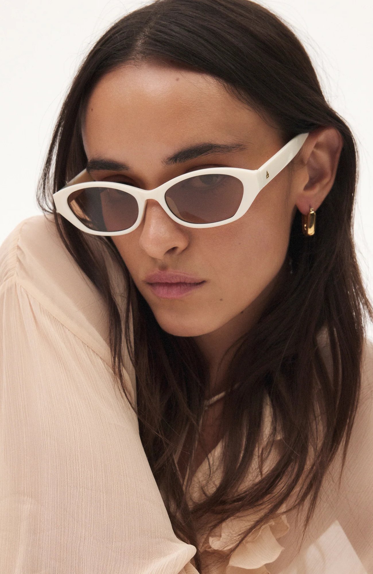 Moonstone // Ivory