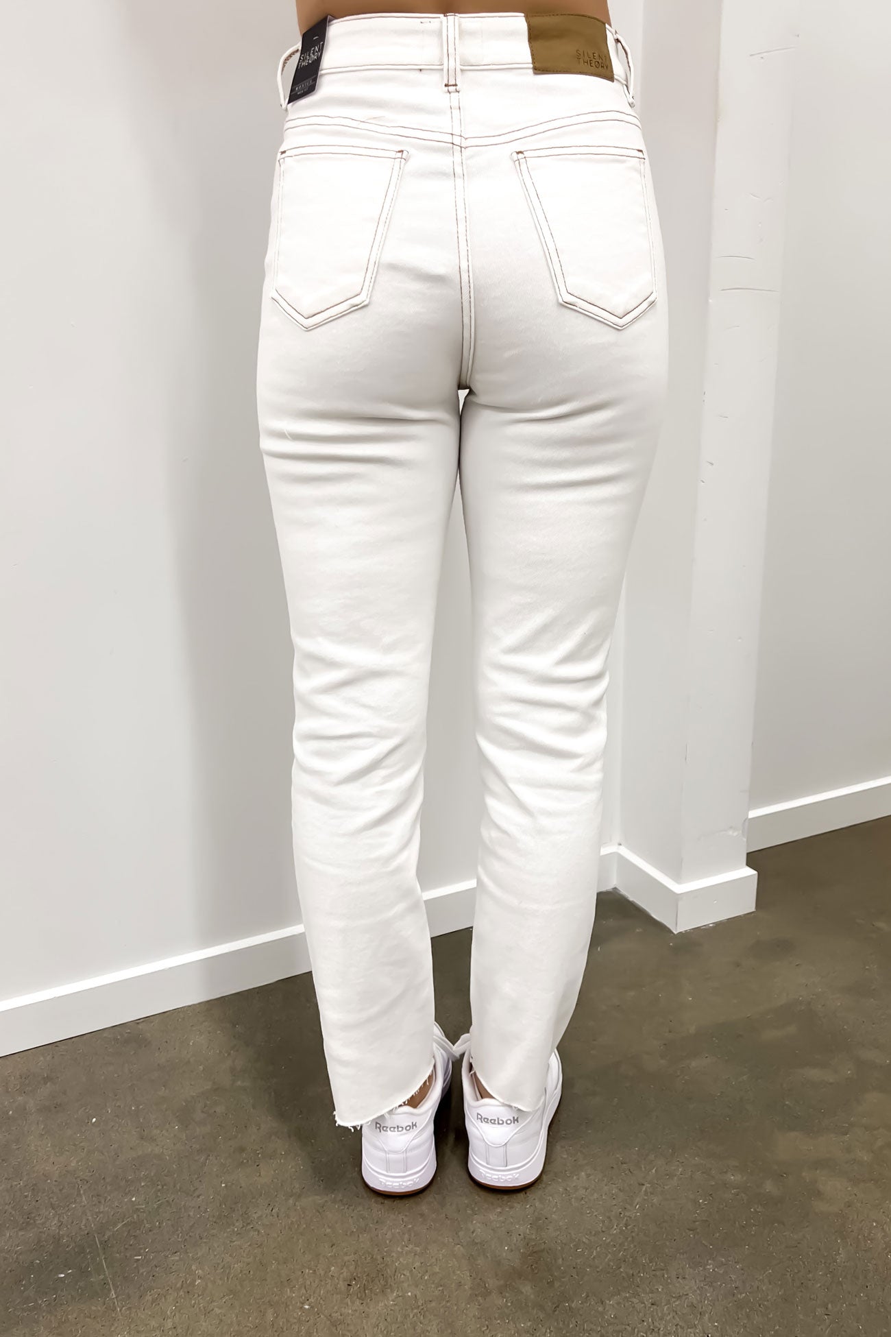 Monica Mom Comfort Jean Vintage White
