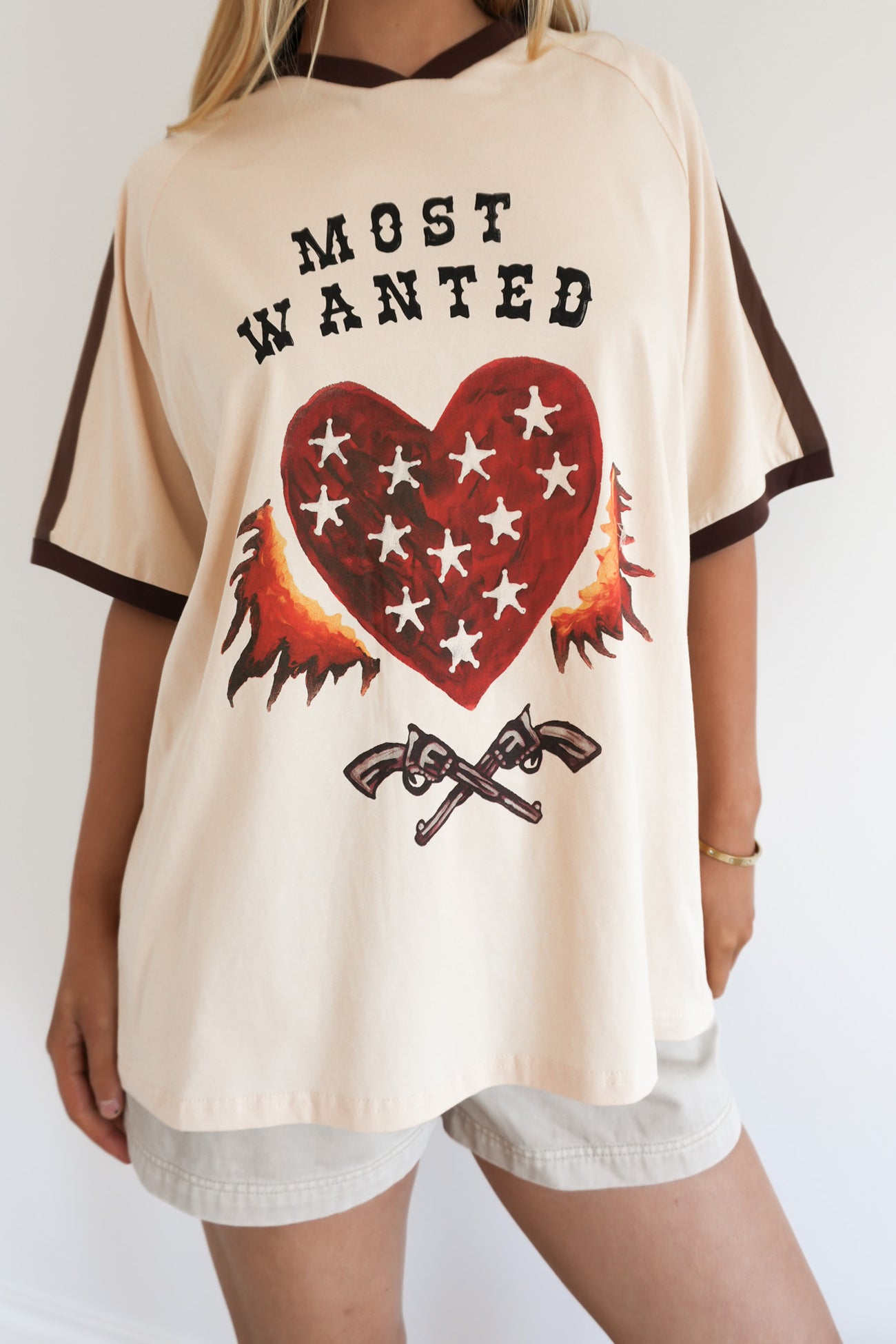 Most Wanted Tee Beige