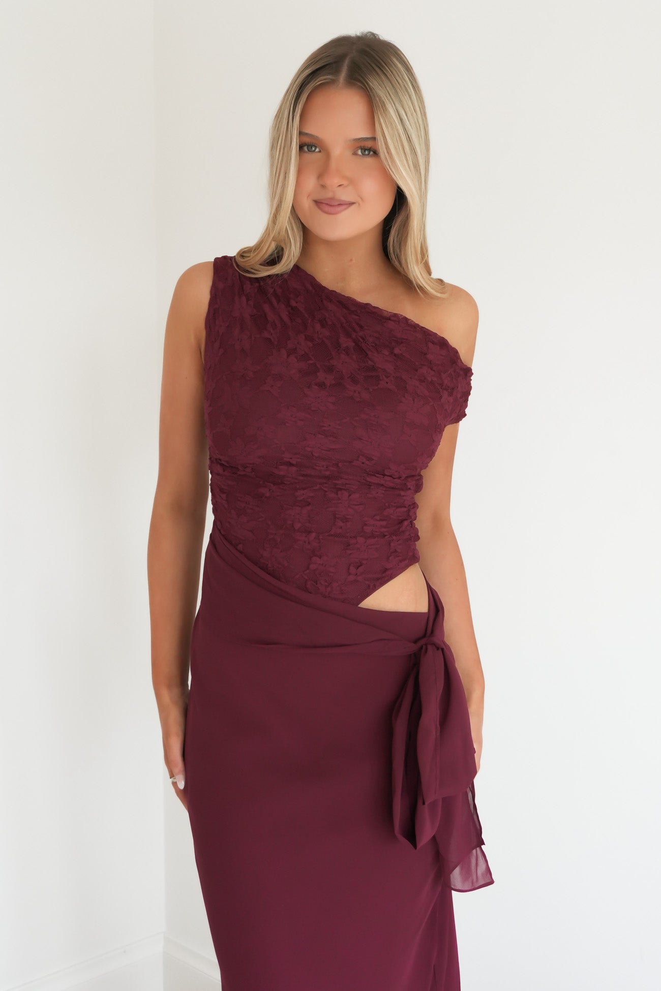 Nicola Lace Maxi Dress Wine