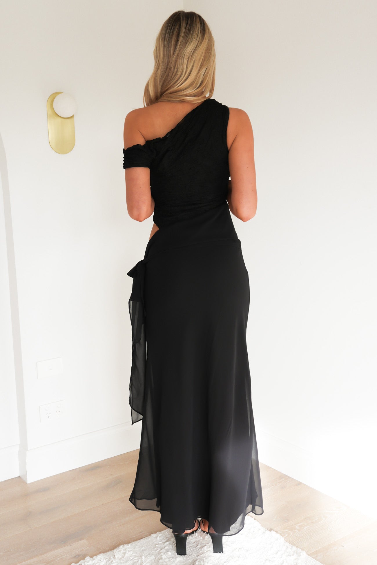Nicola Maxi Dress Black