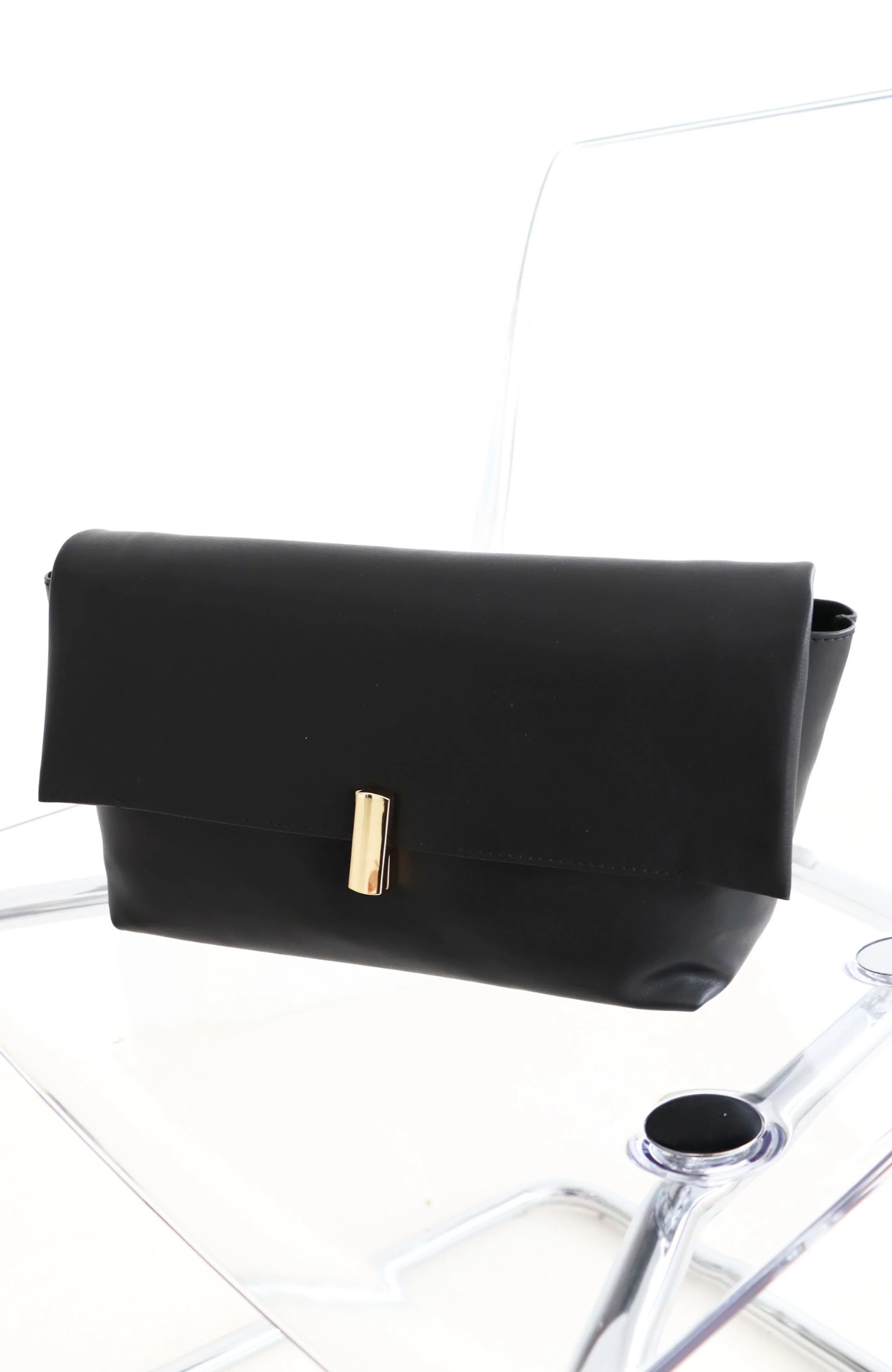 Nova Clutch Black