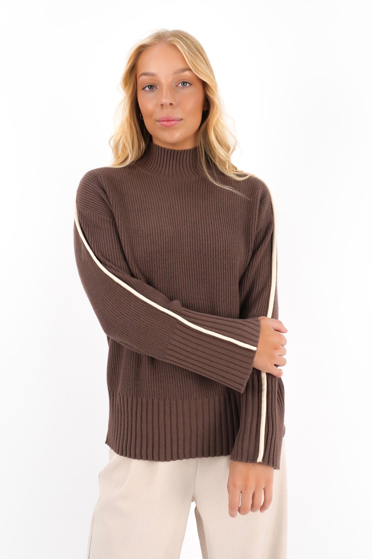 Oliver Knit Coffee Quartz