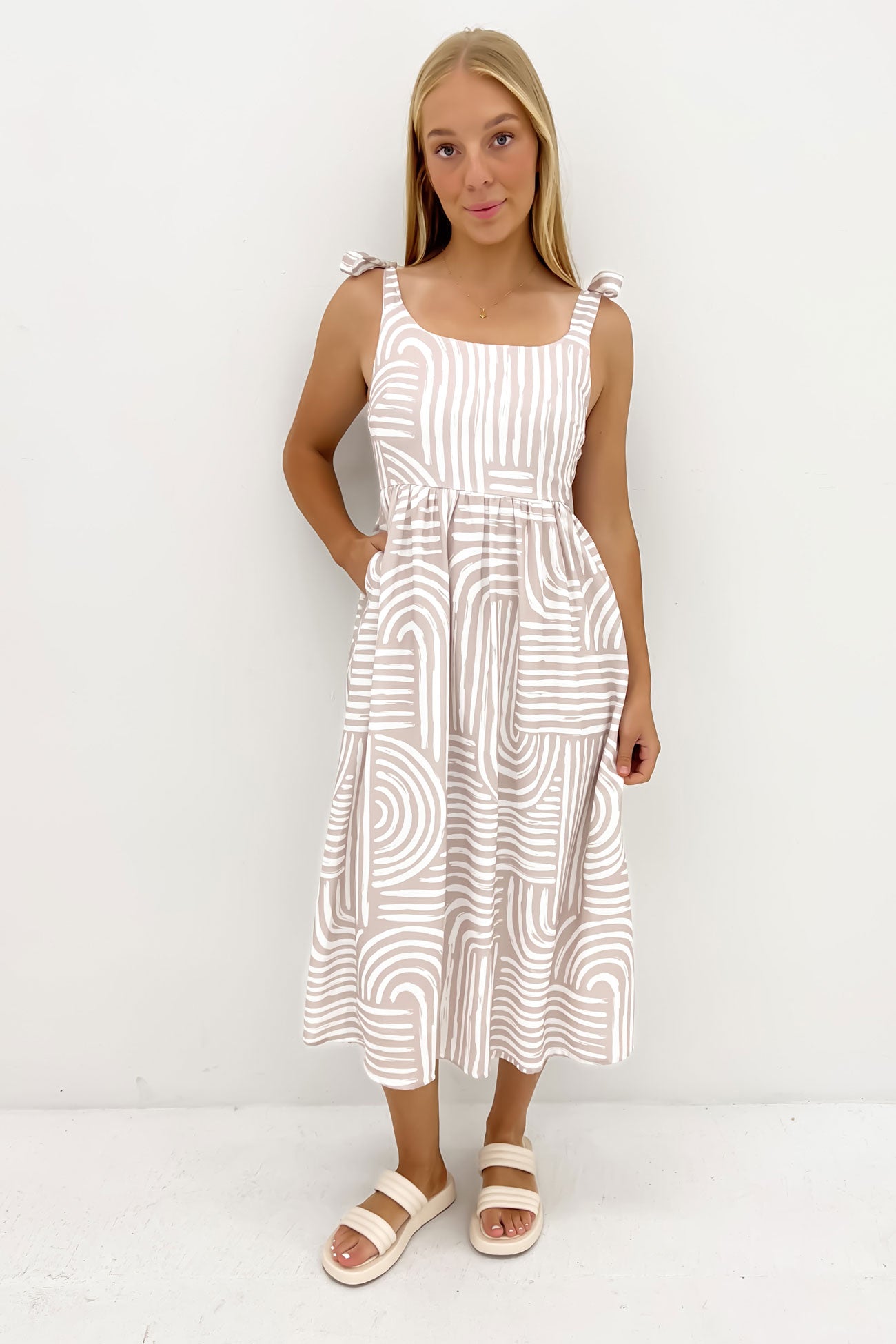 Omari Midi Dress Beige Peru
