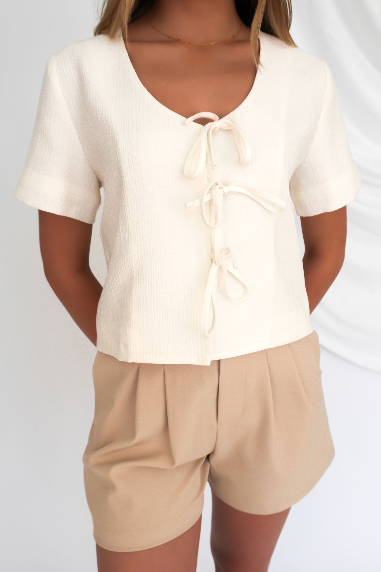 Onyx-Tie-Tee-White-15jpg