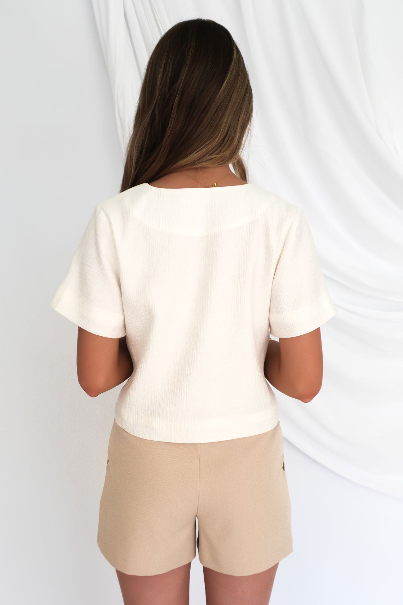 Onyx-Tie-Tee-White-bjpg